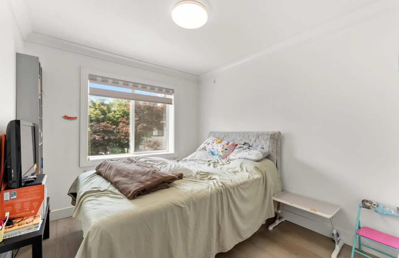 5320 Rowling Place