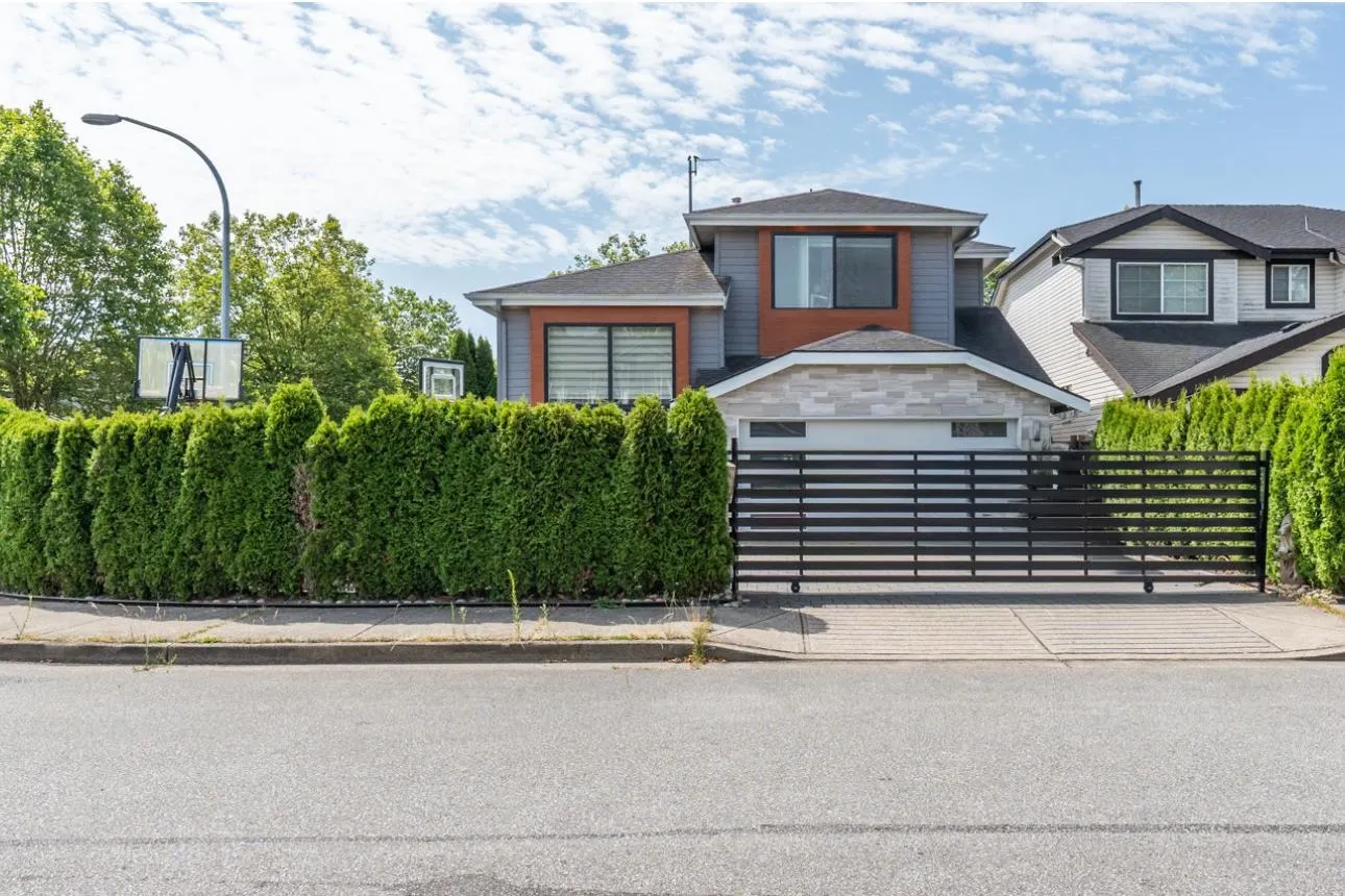 5320 Rowling Place