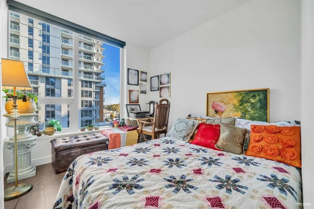 615 455 SW Marine Drive