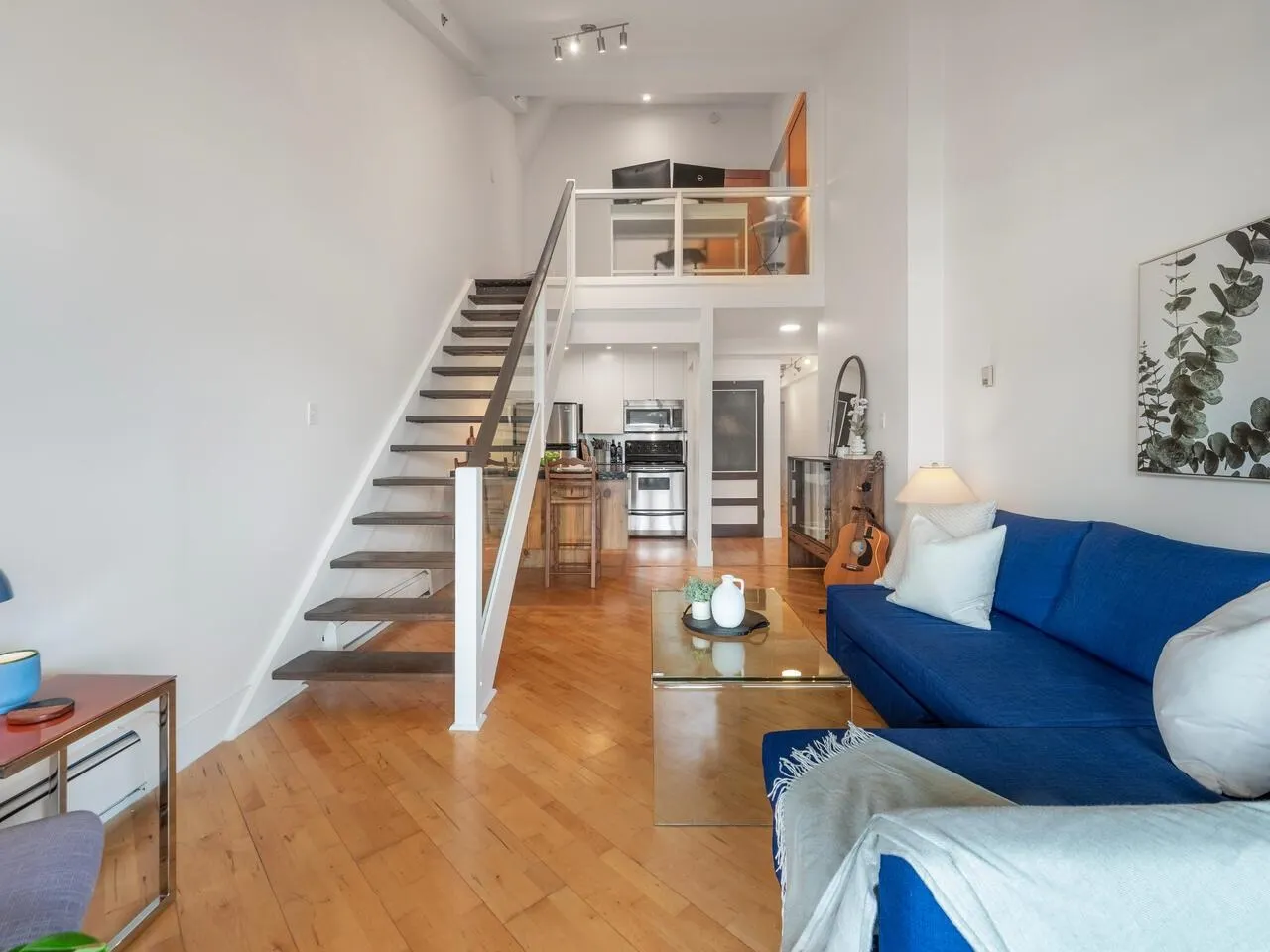 408 1549 Kitchener Street