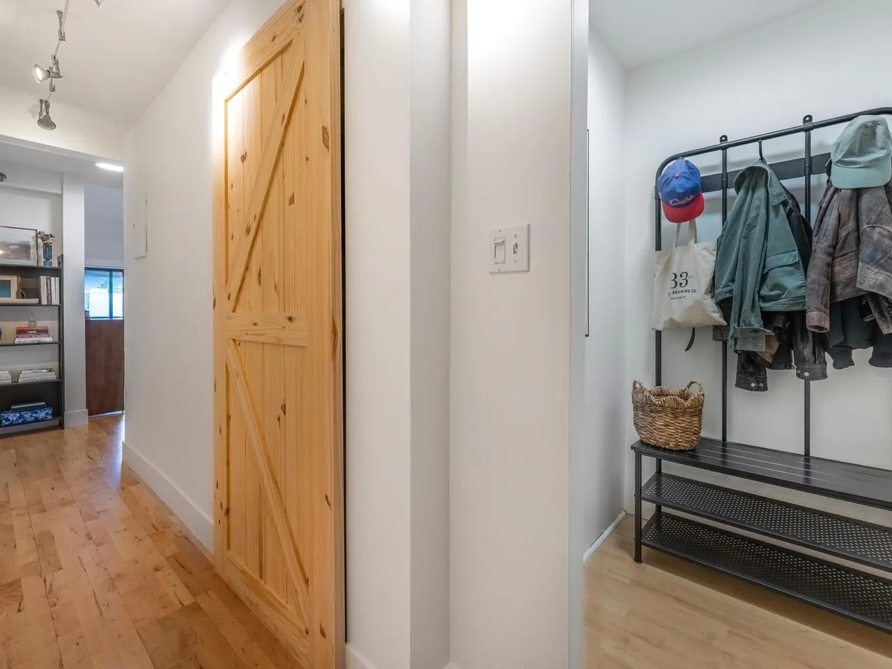 408 1549 Kitchener Street