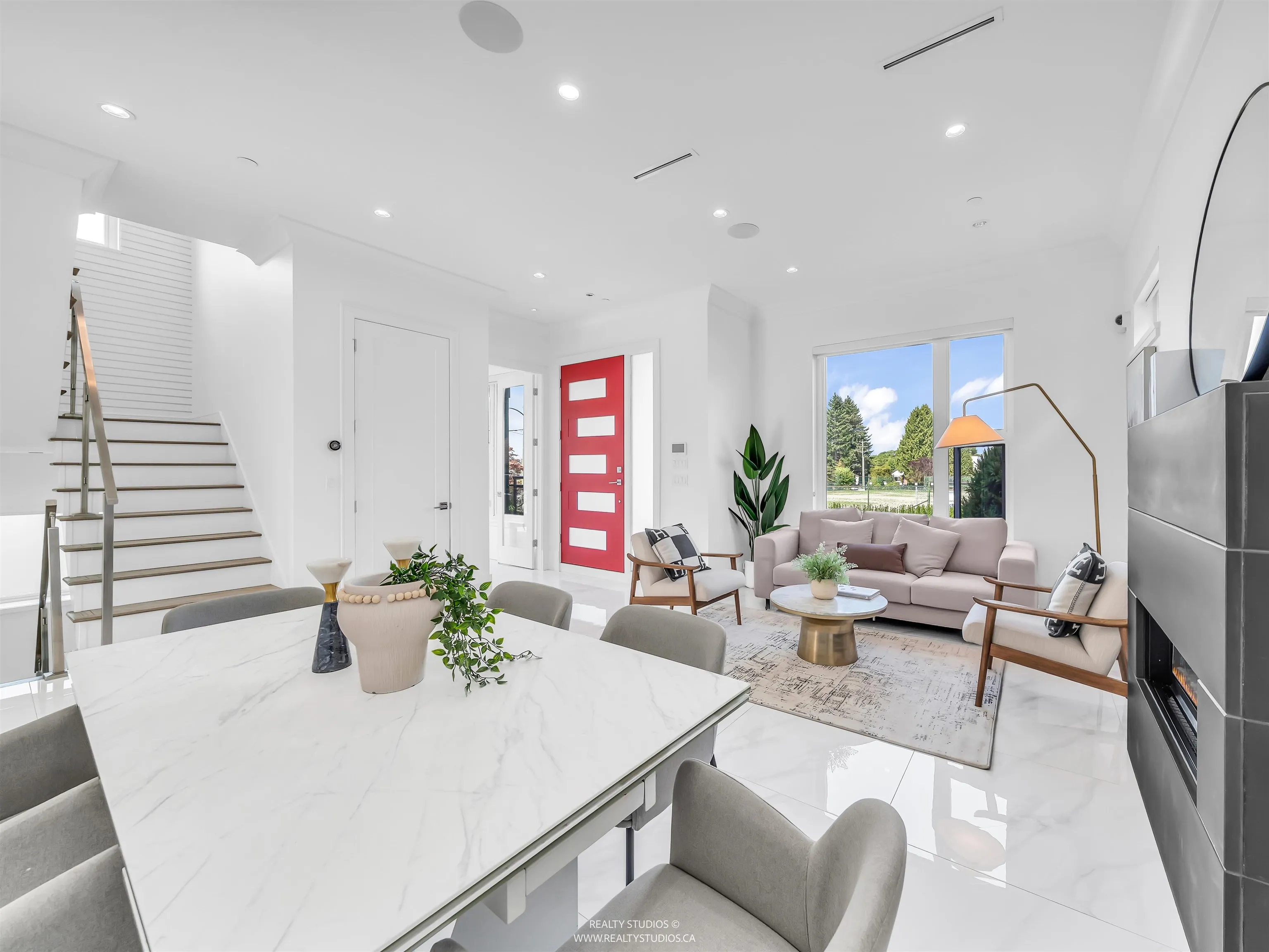 90 W 27th Avenue