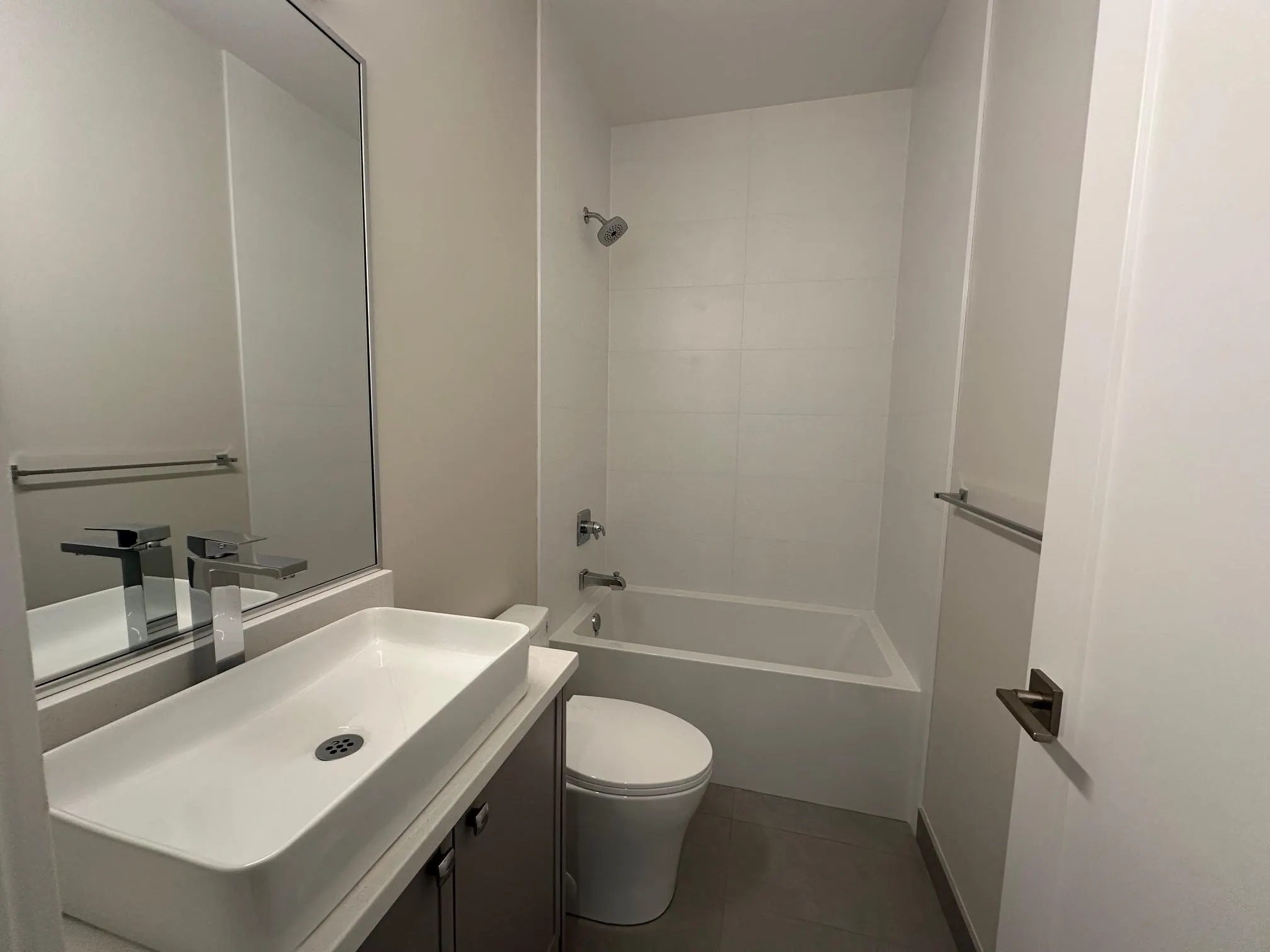 344 E 17th Street