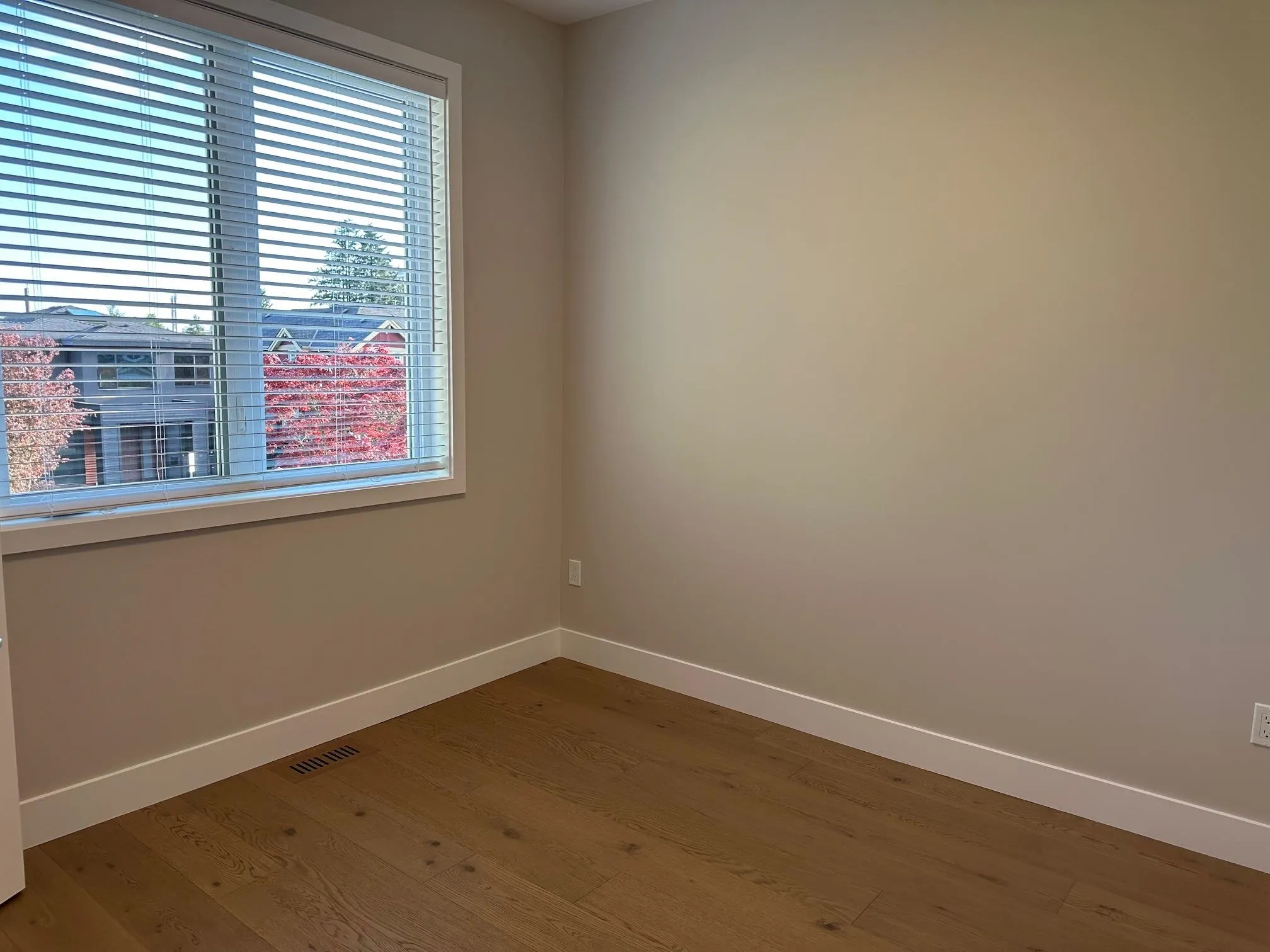 344 E 17th Street