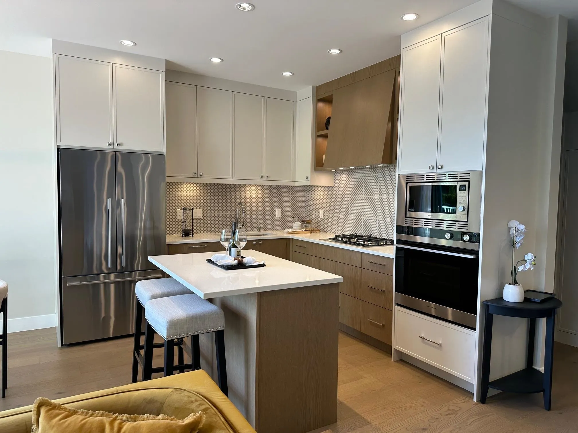 344 E 17th Street