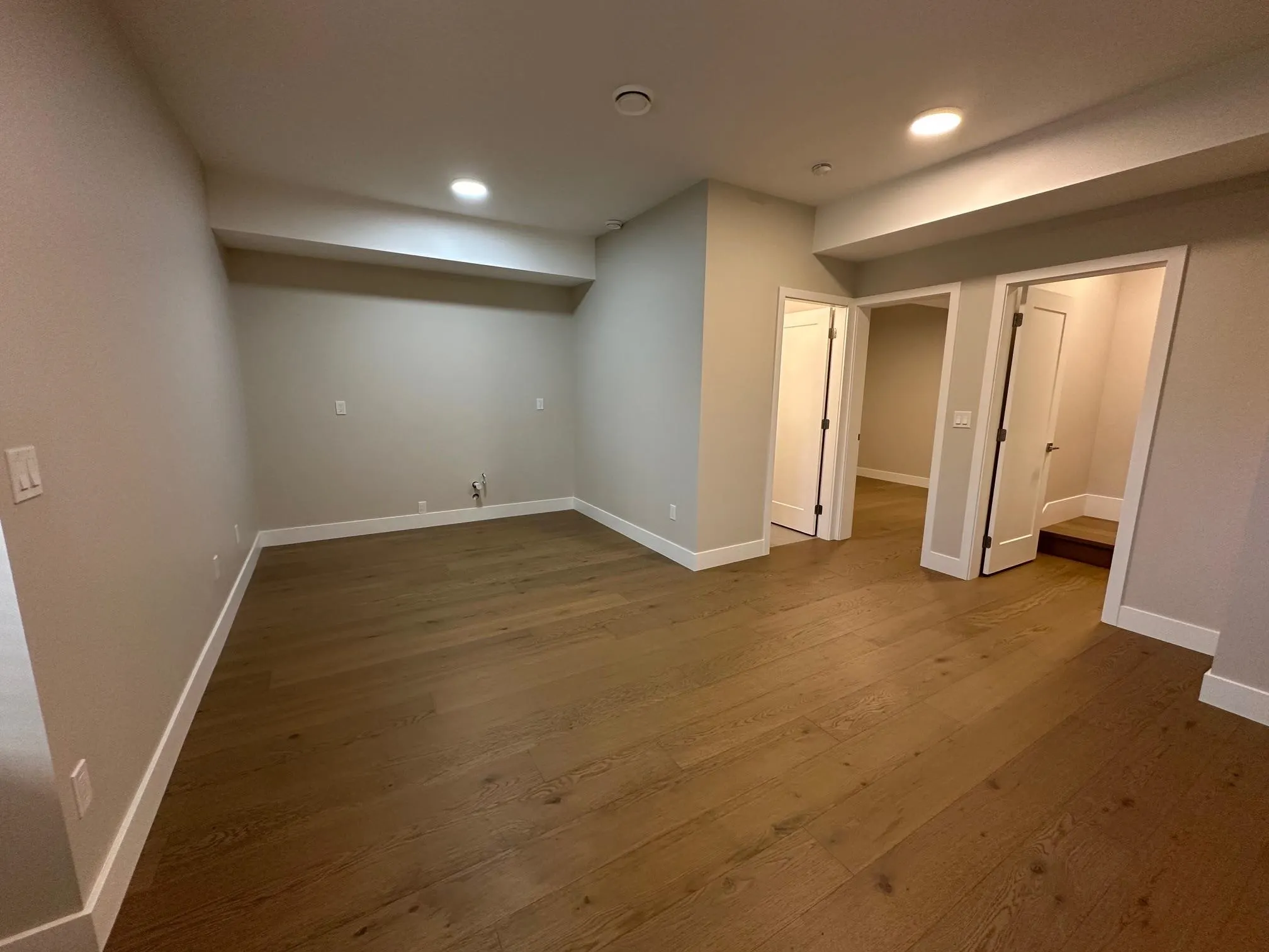 344 E 17th Street