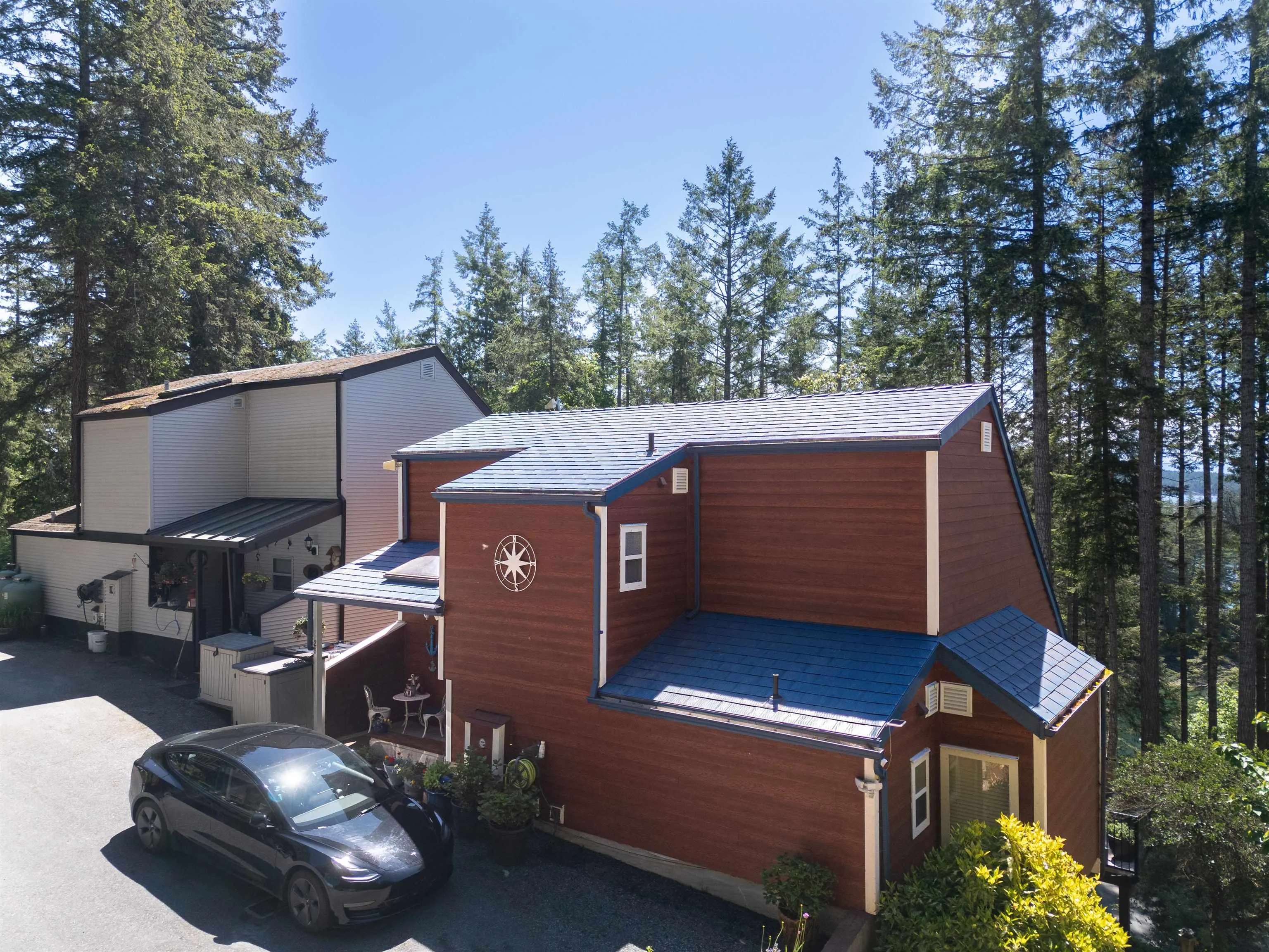 28 5471 Secret Cove Road