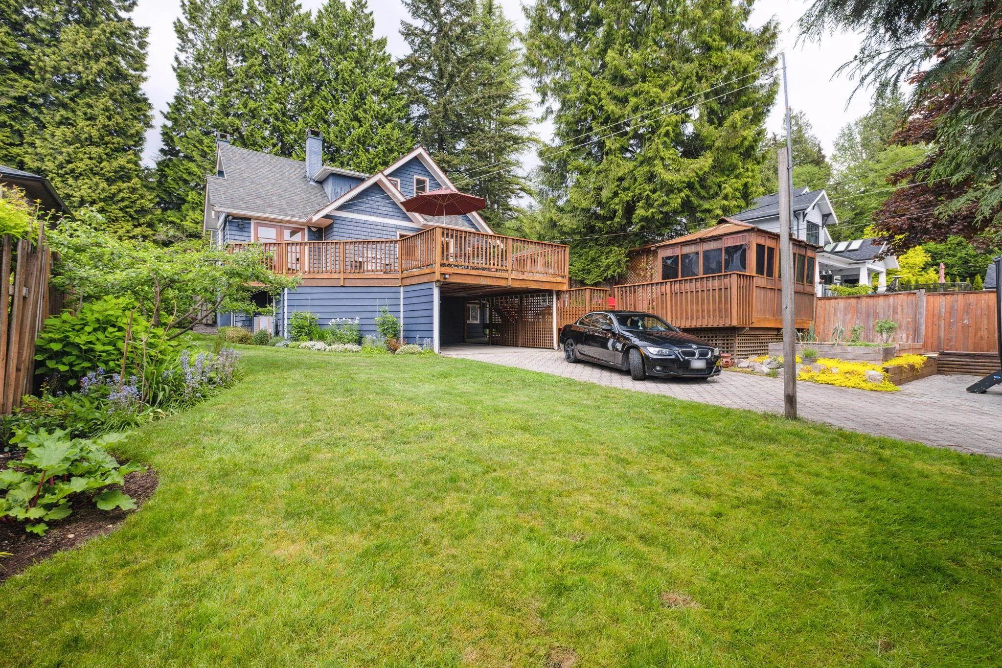 349 E 24th Street