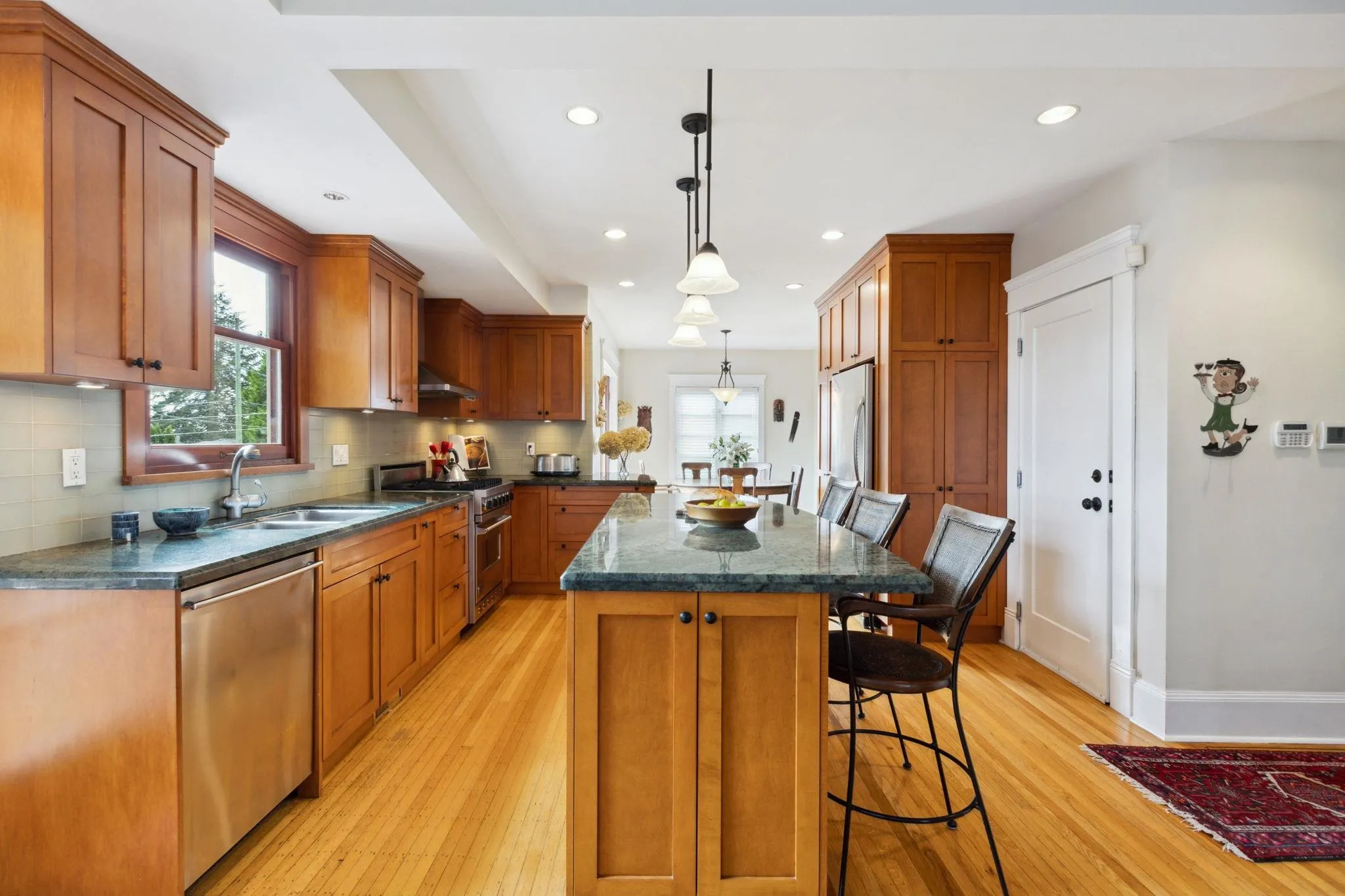 349 E 24th Street