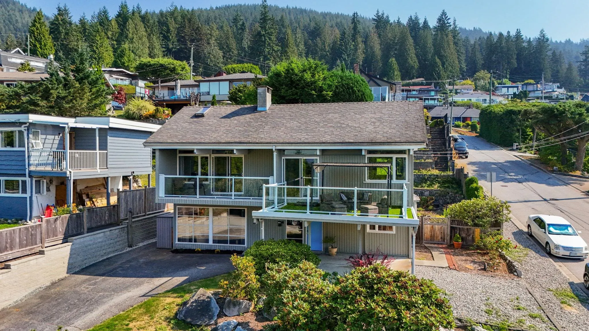 442 Monteray Avenue