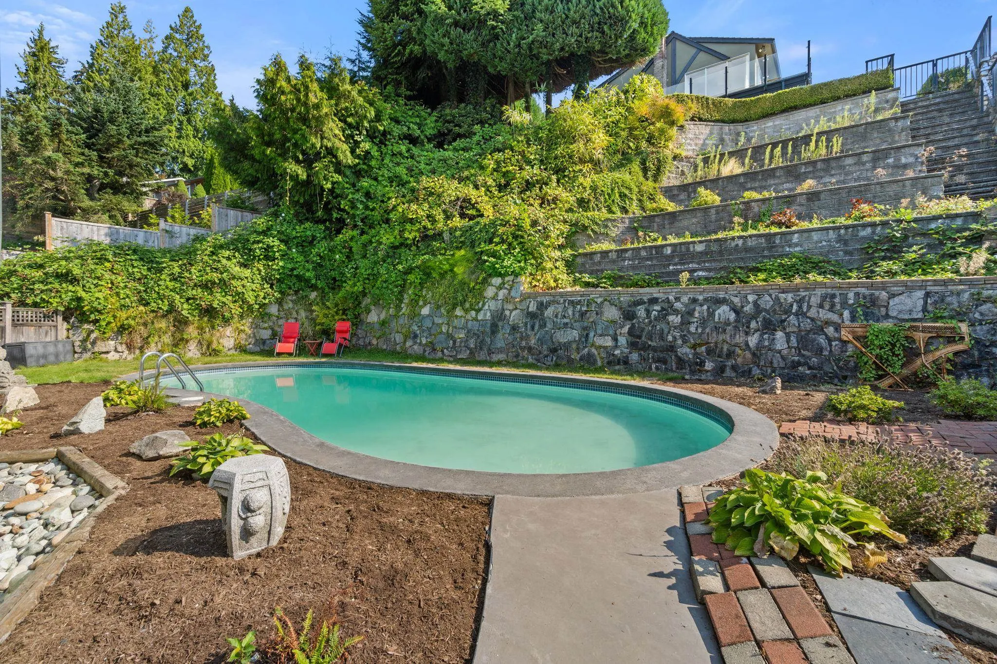 442 Monteray Avenue