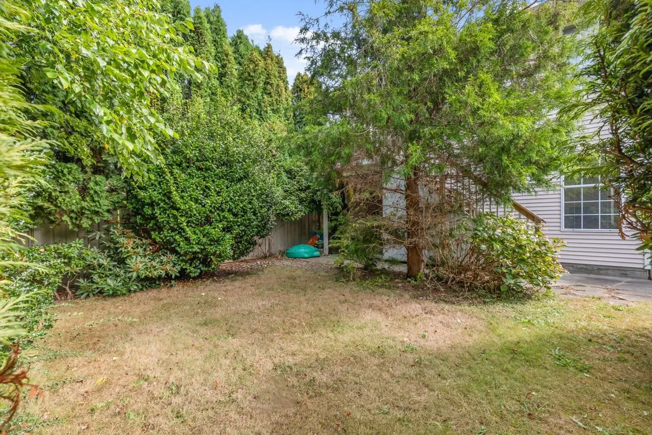907 Maple Street