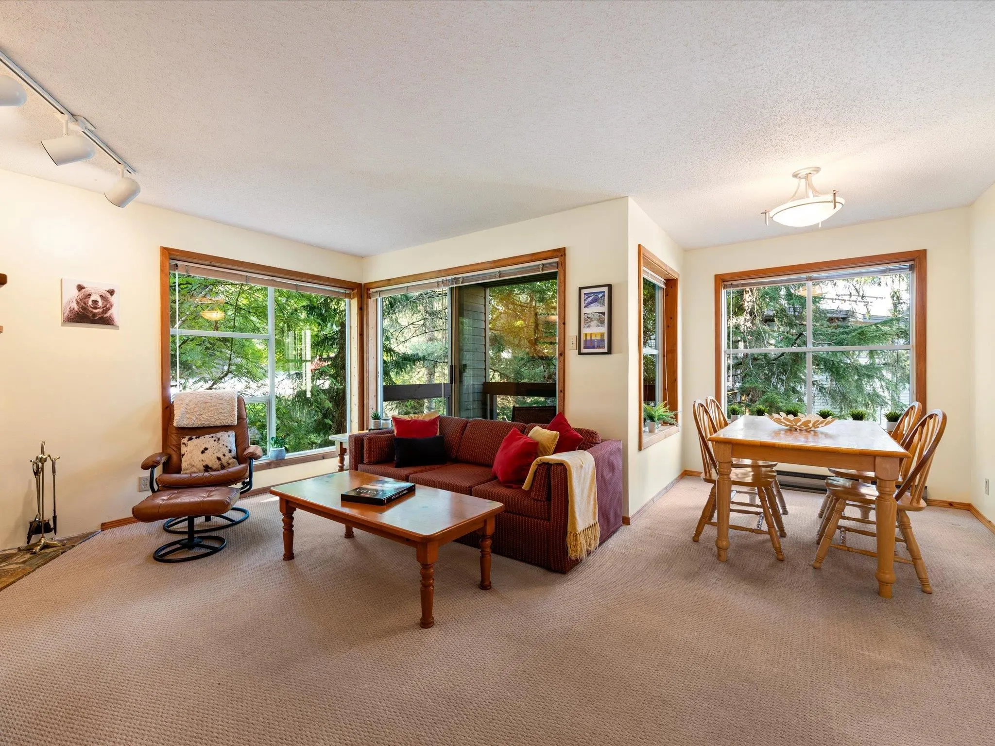 6 2217 Marmot Place