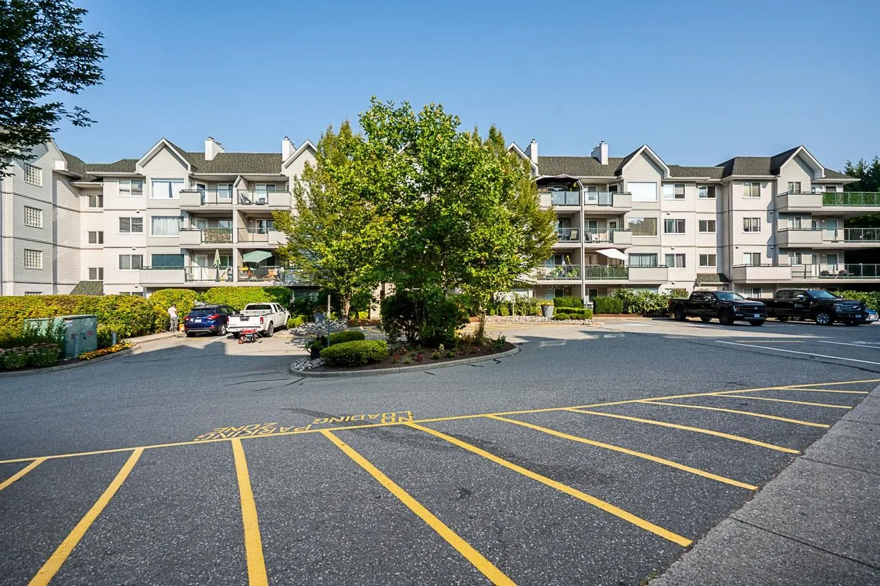 402 33718 King Road