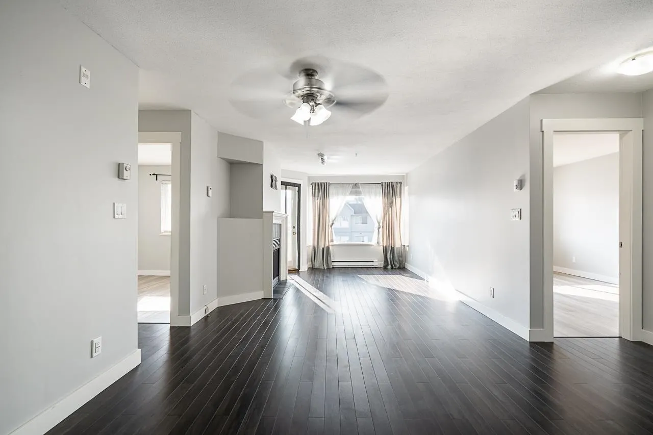 402 33718 King Road