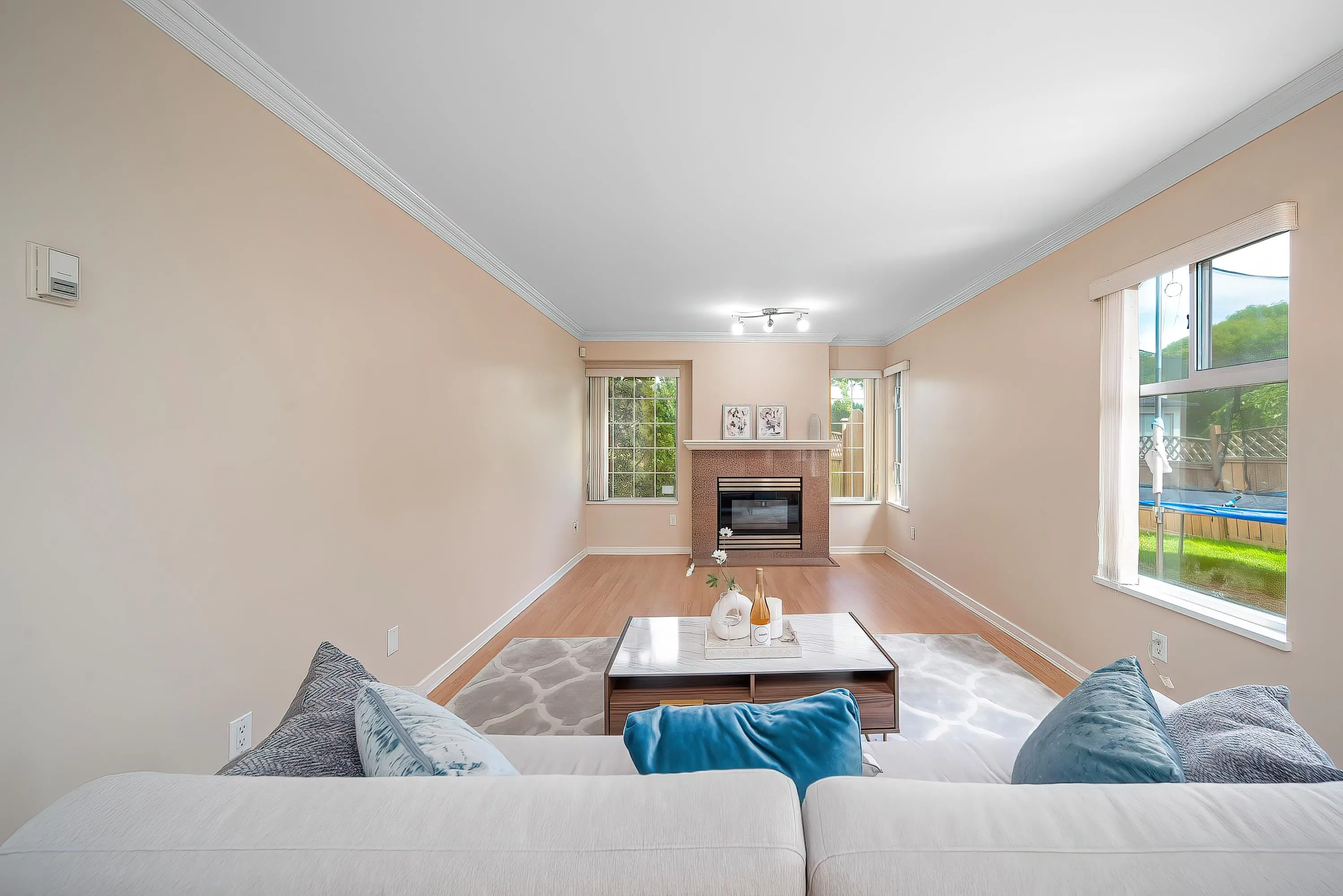 5619 Hankin Drive