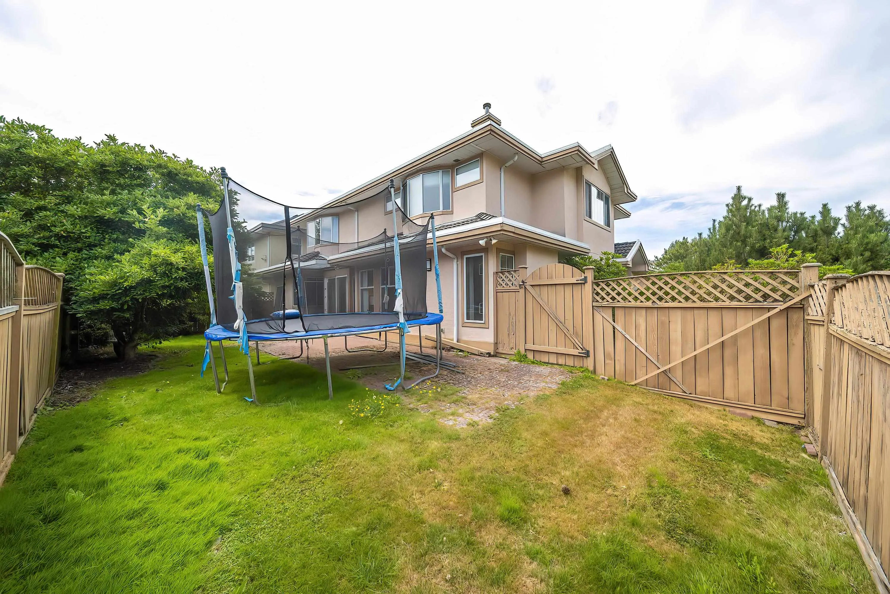5619 Hankin Drive
