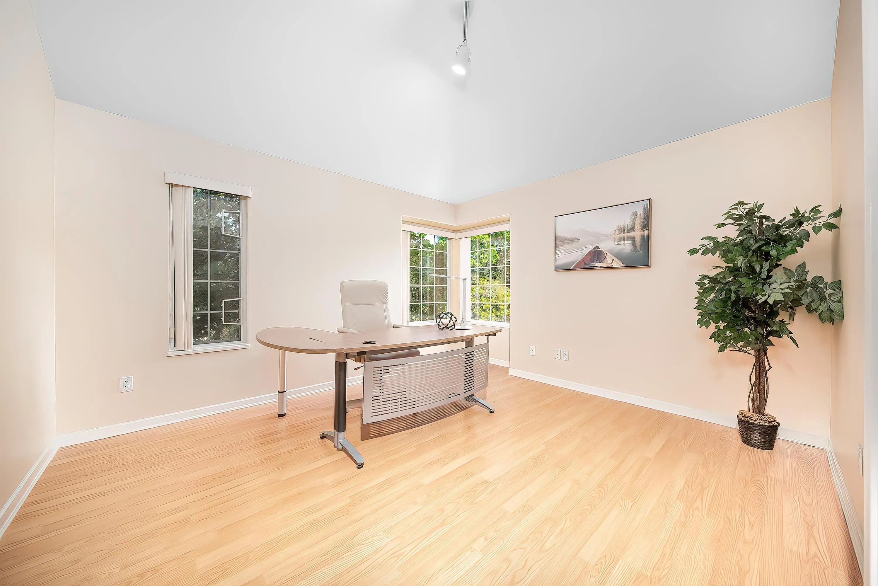 5619 Hankin Drive
