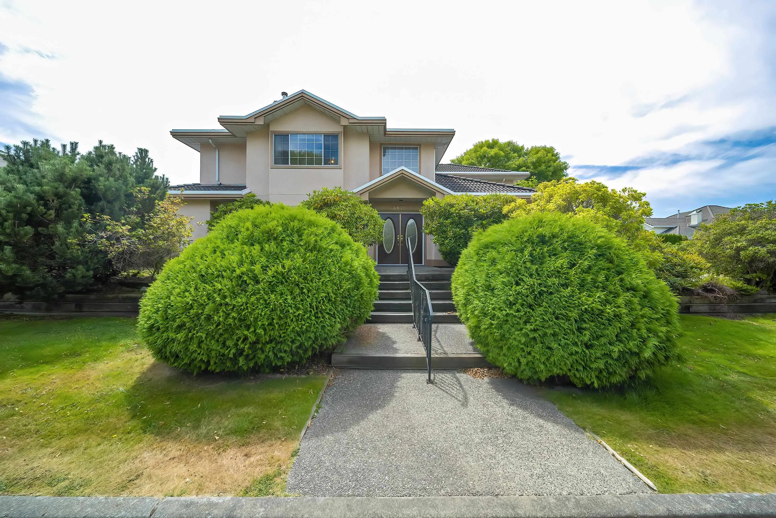 5619 Hankin Drive