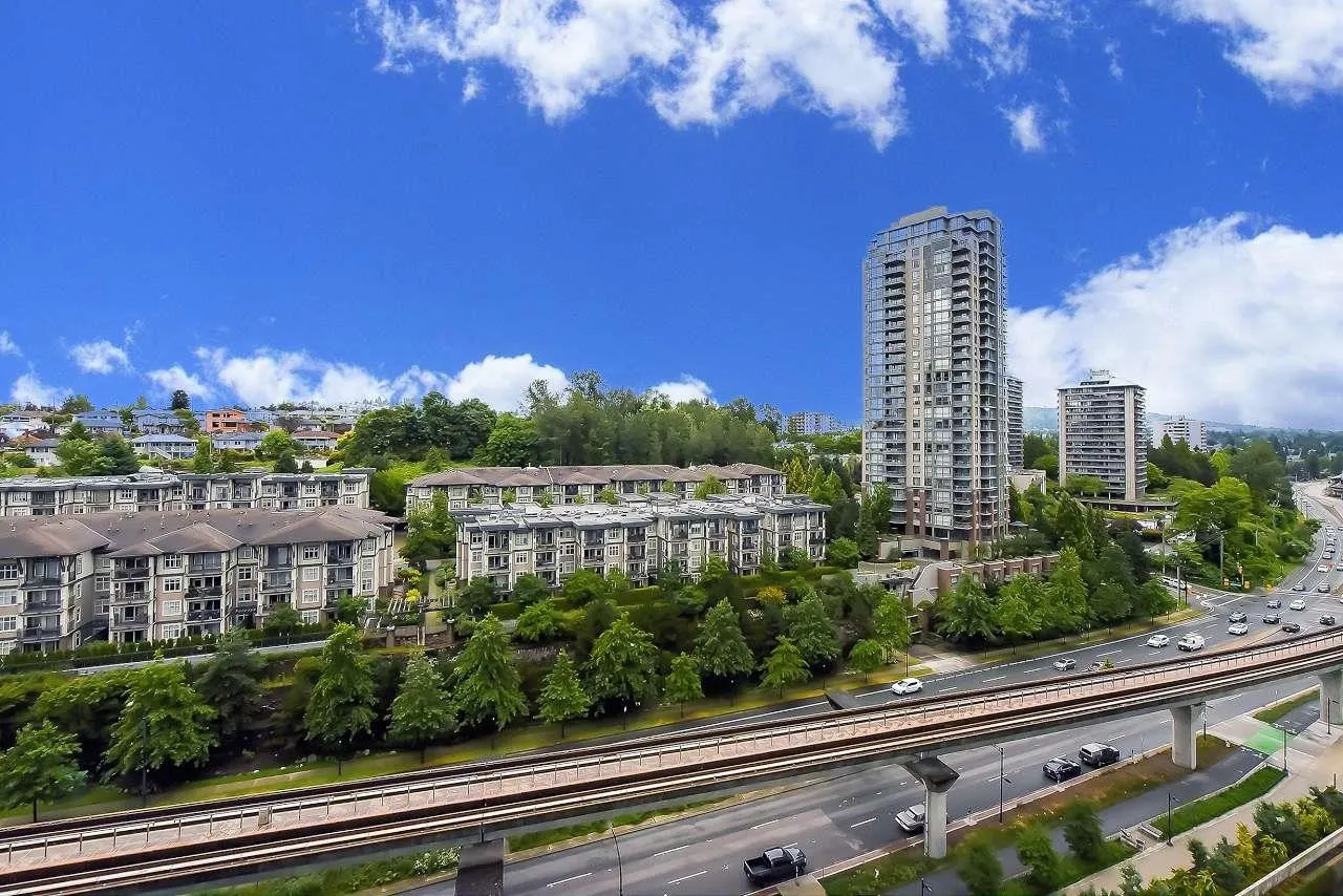 1010 4730 Lougheed Highway