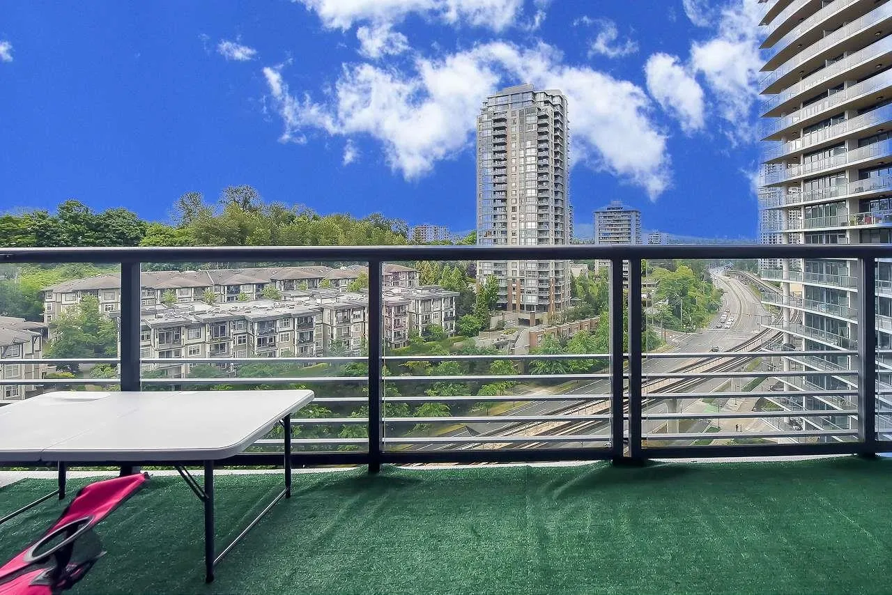 1010 4730 Lougheed Highway