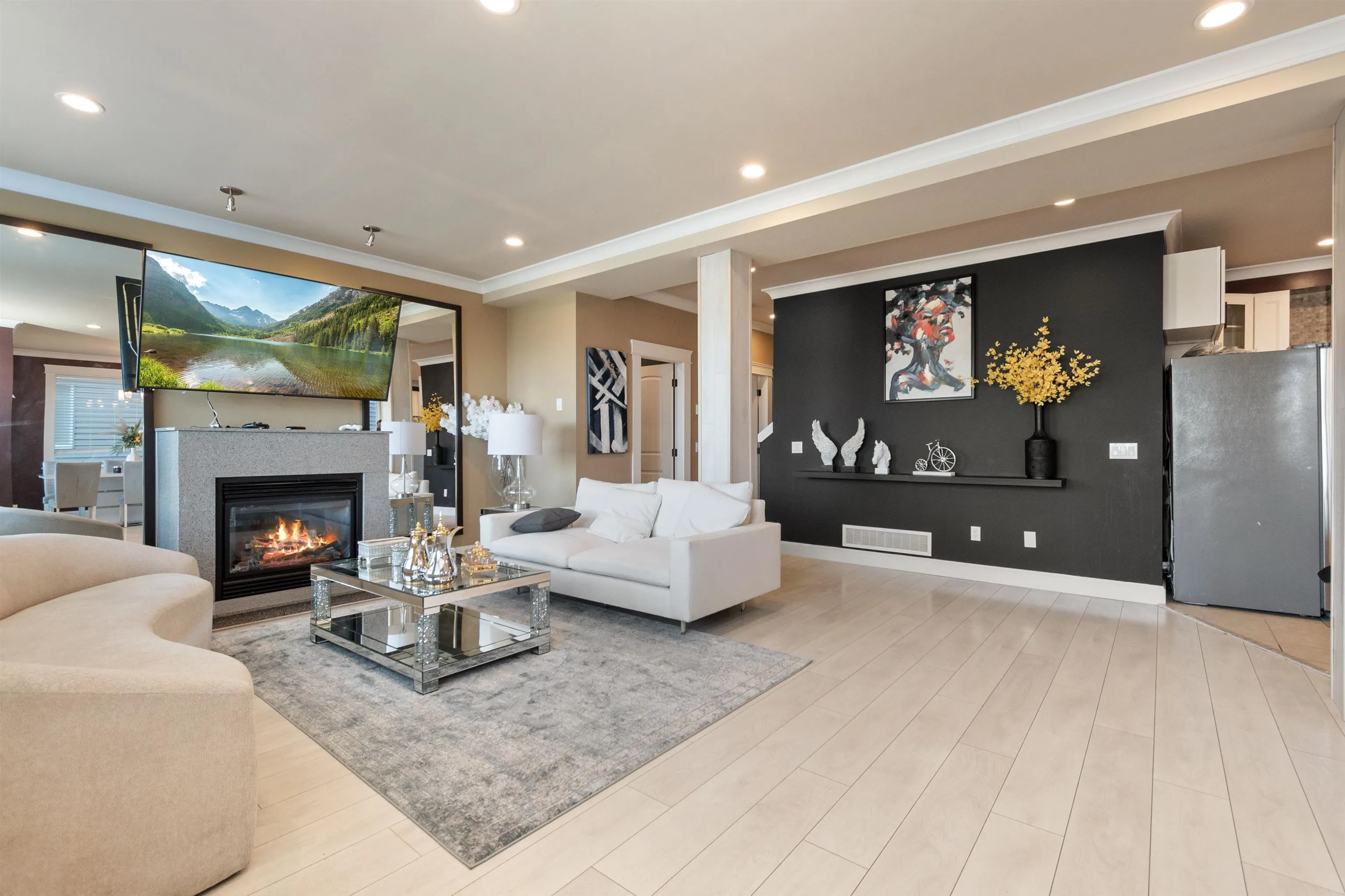 47202 Skyline Drive