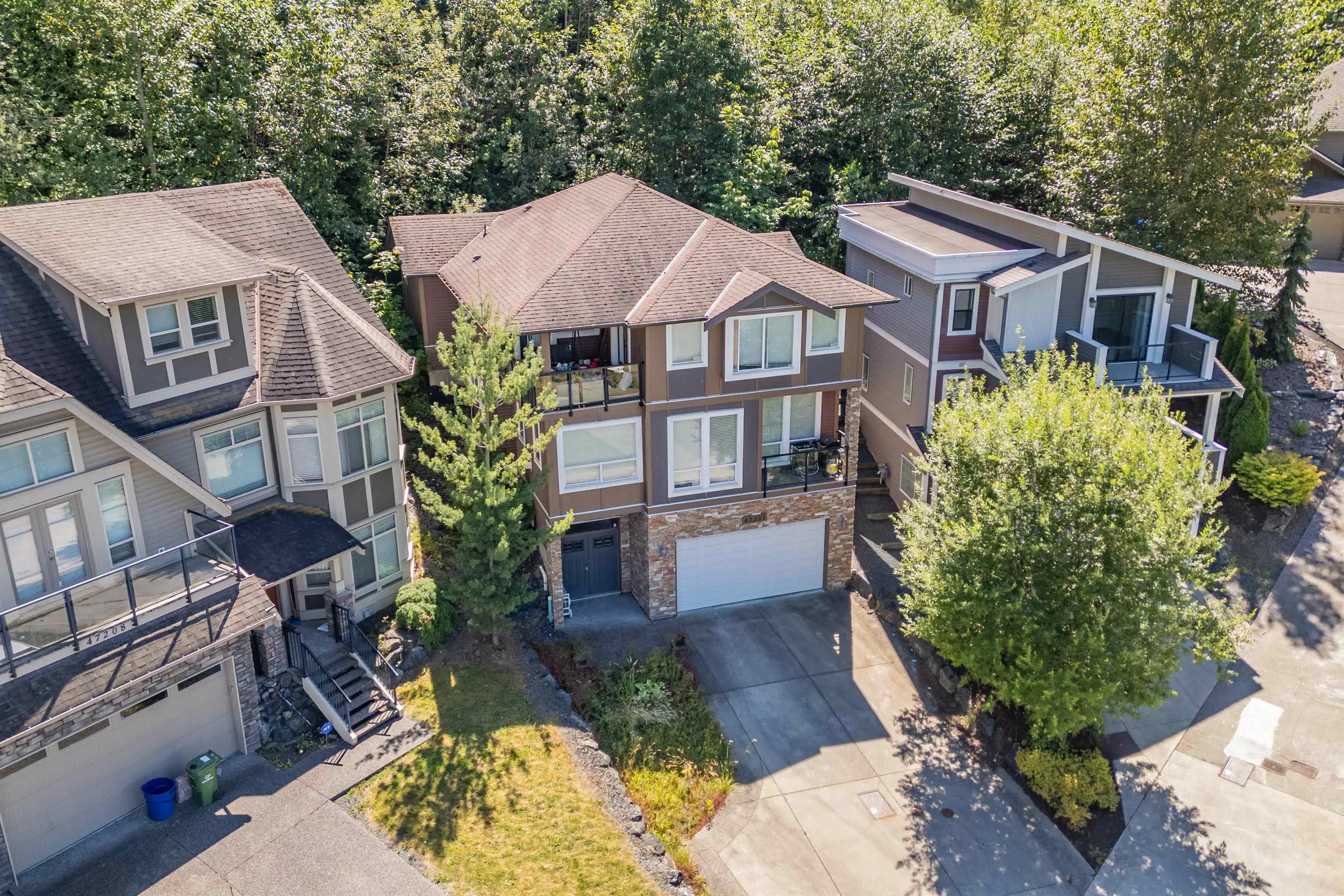 47202 Skyline Drive