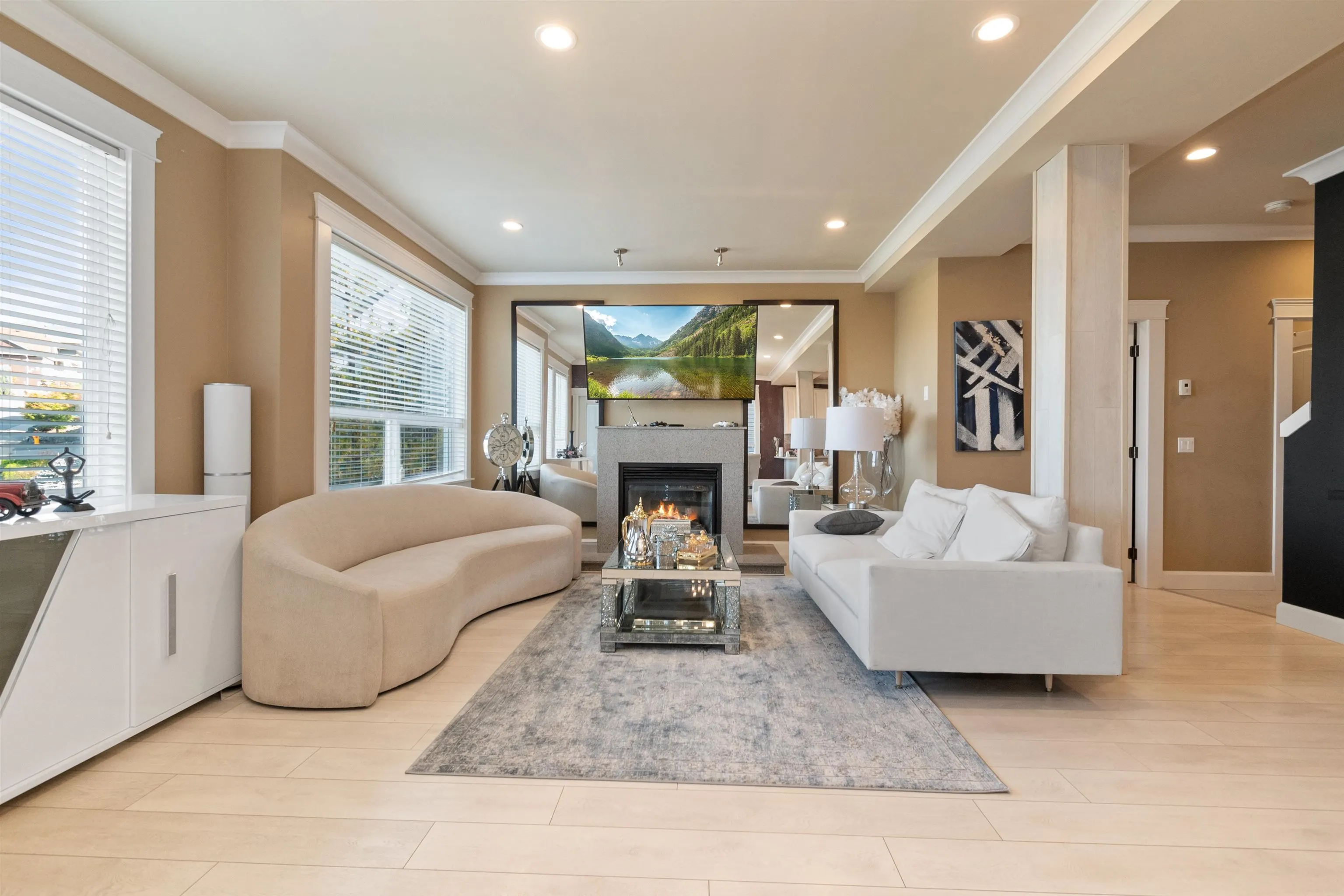 47202 Skyline Drive