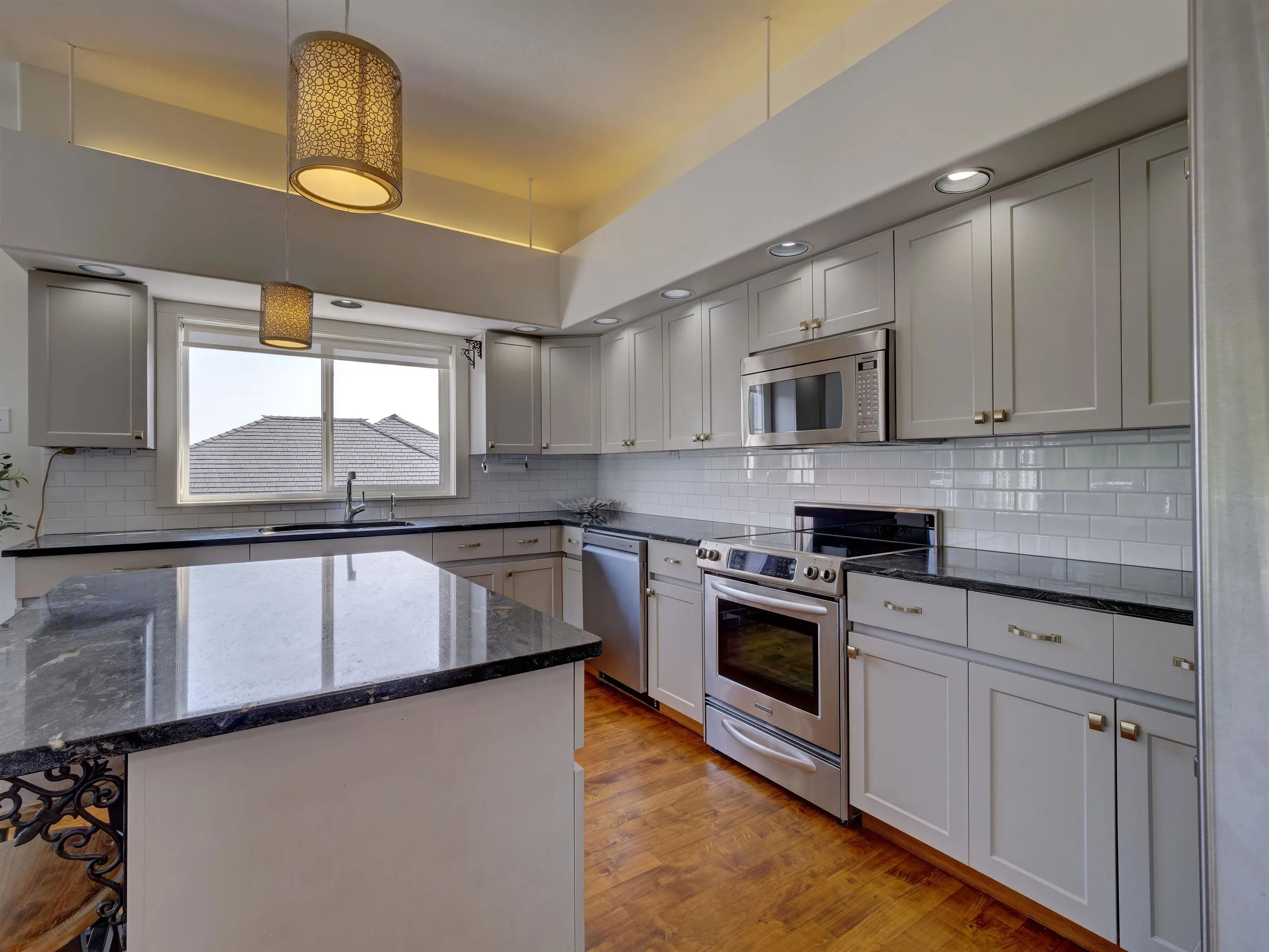 803 Oceanmount Boulevard