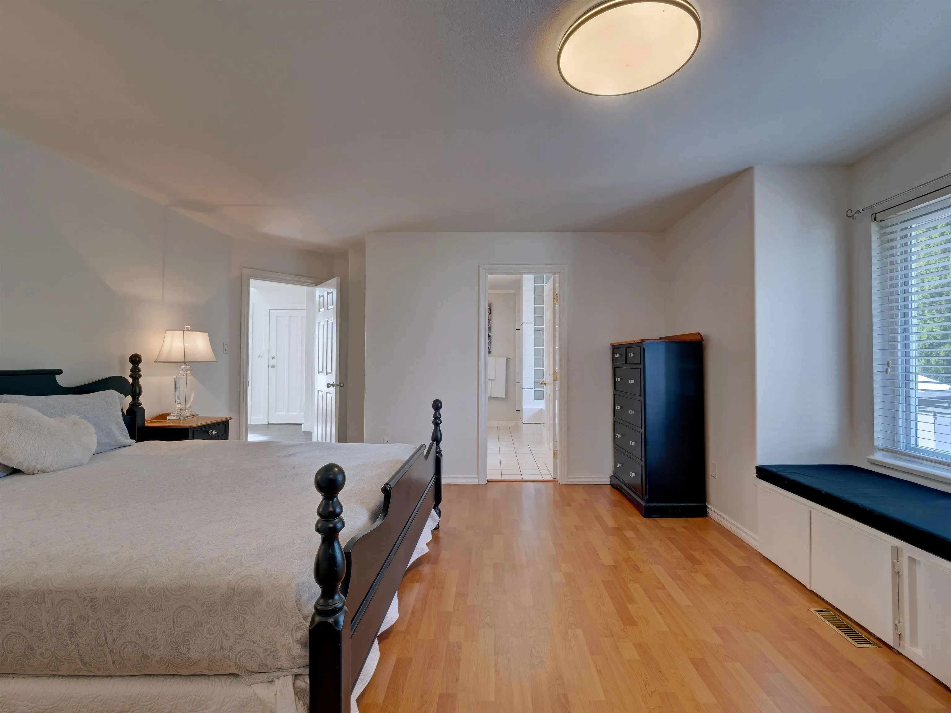 803 Oceanmount Boulevard