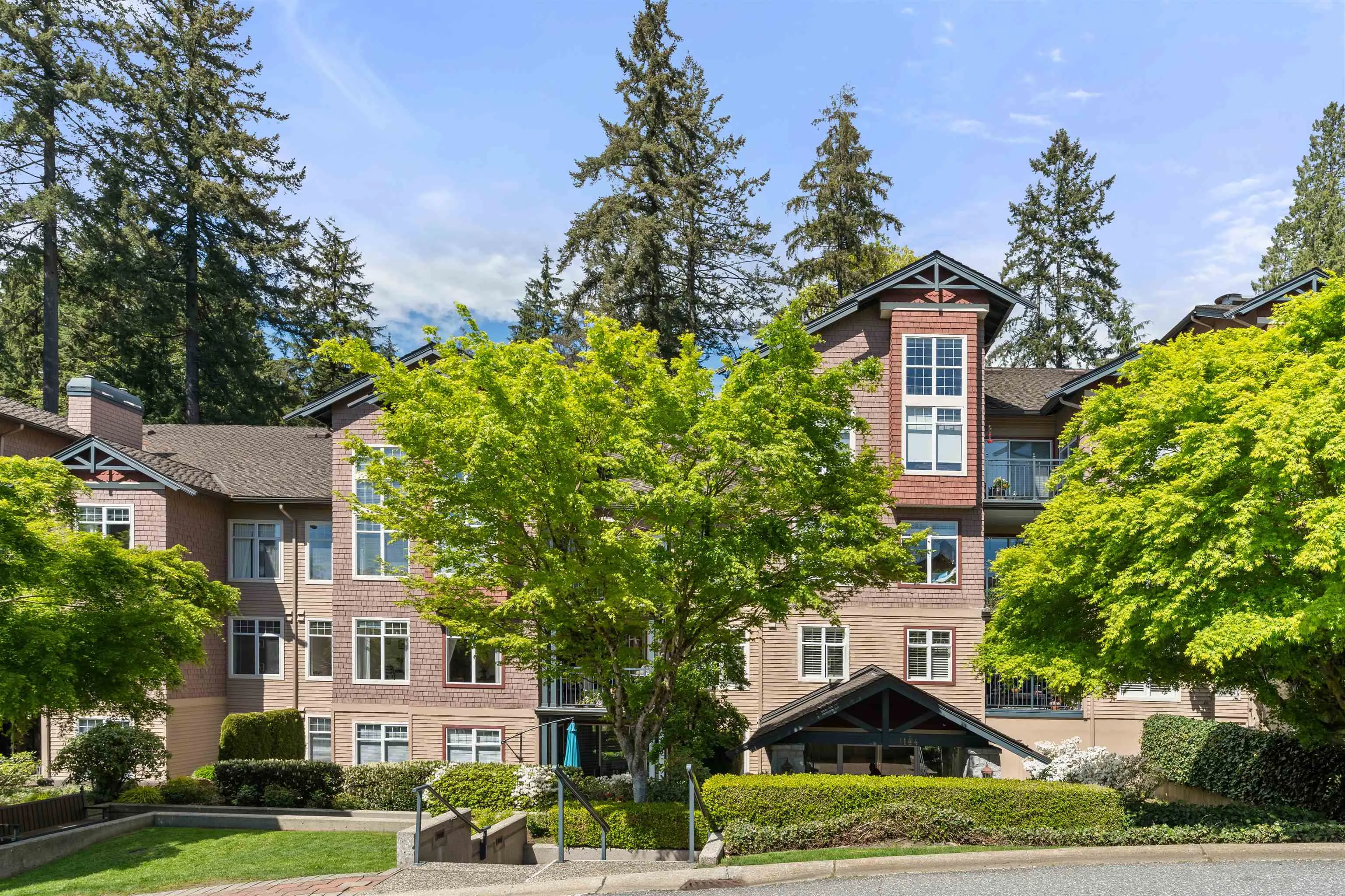103 1144 Strathaven Drive