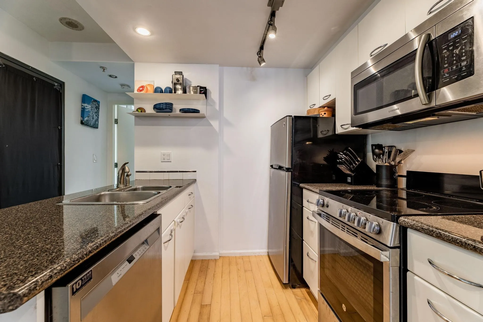 509 1331 West Georgia Street