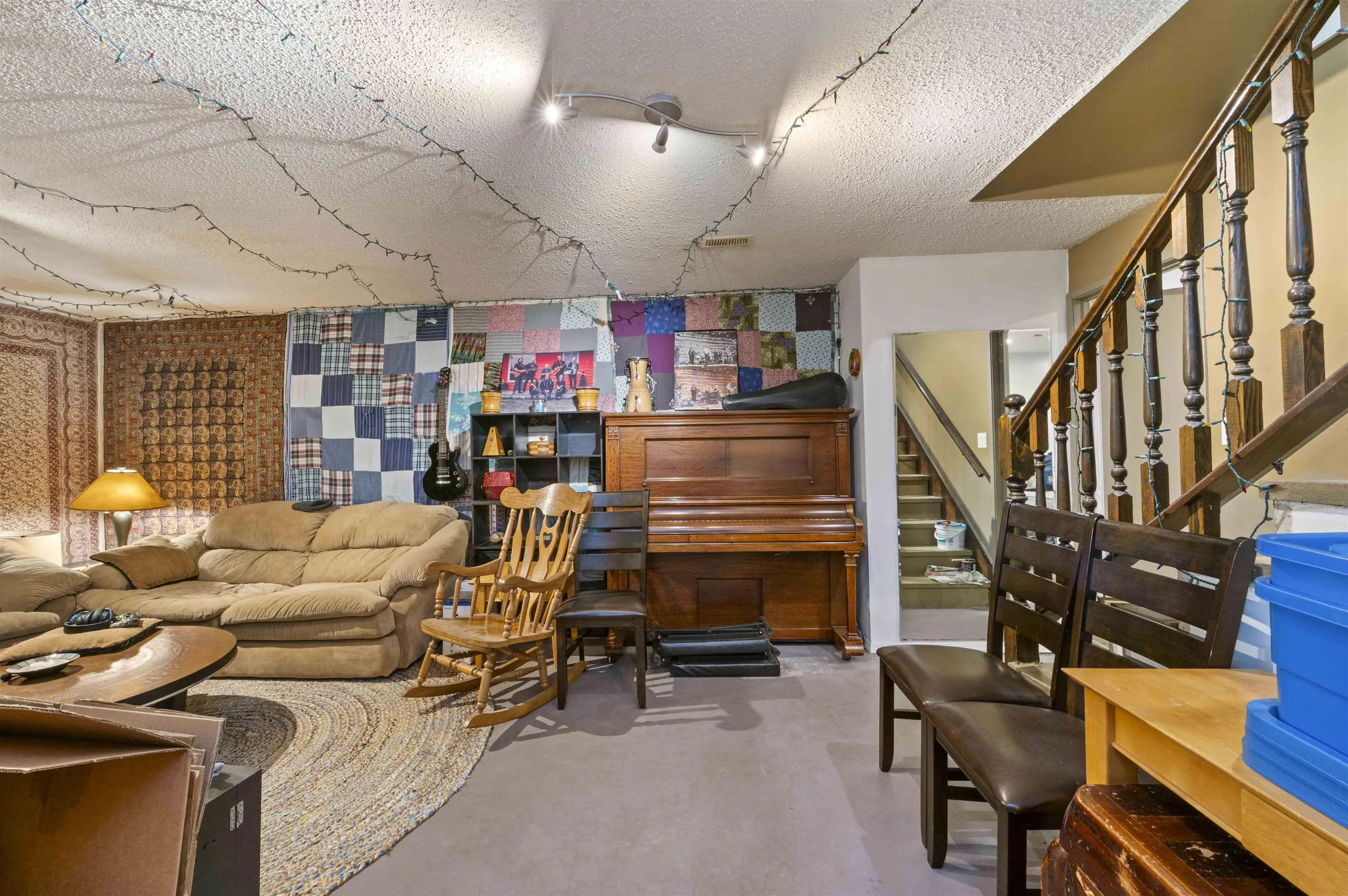 32721 Bellvue Crescent