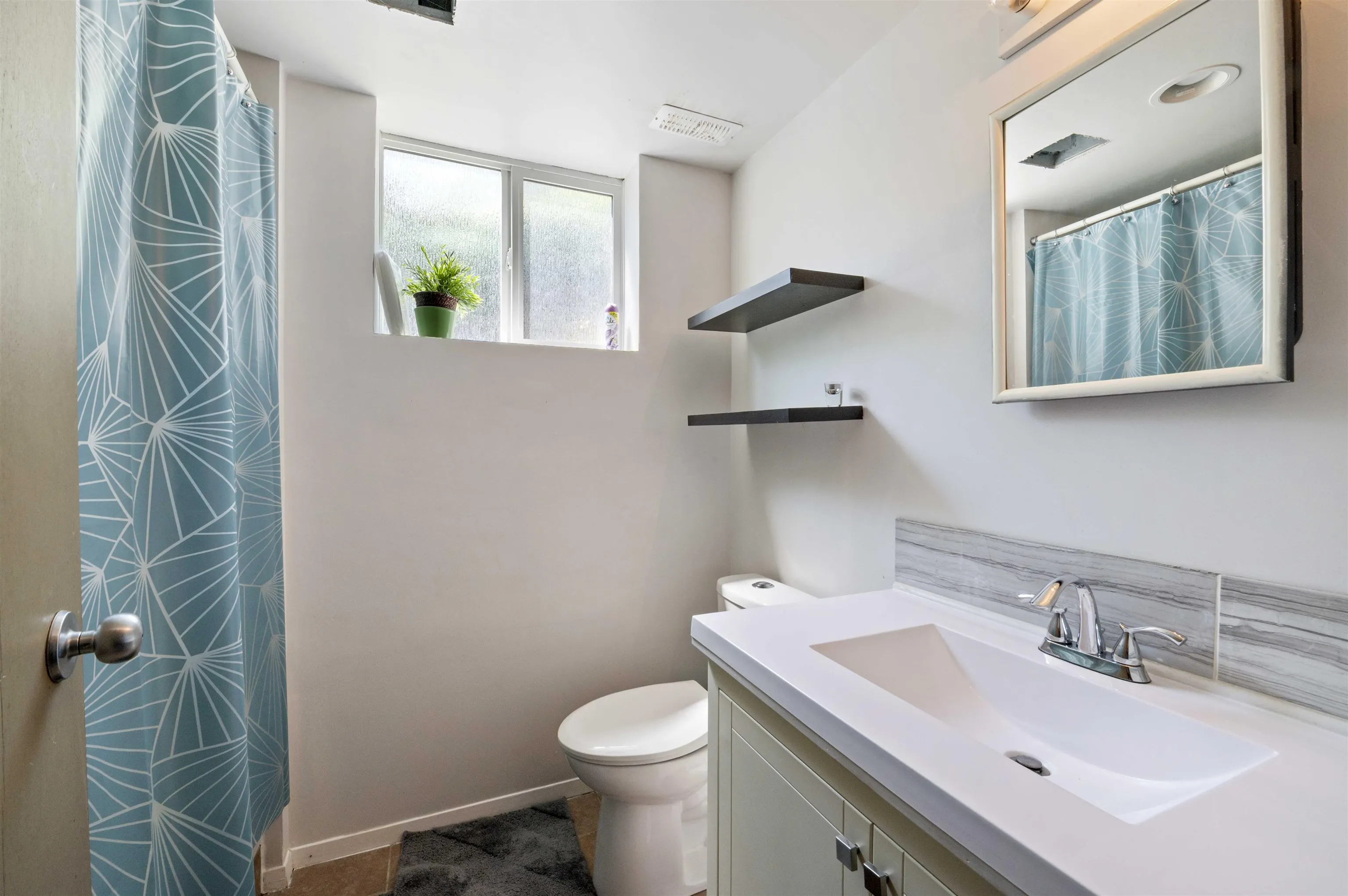 32721 Bellvue Crescent