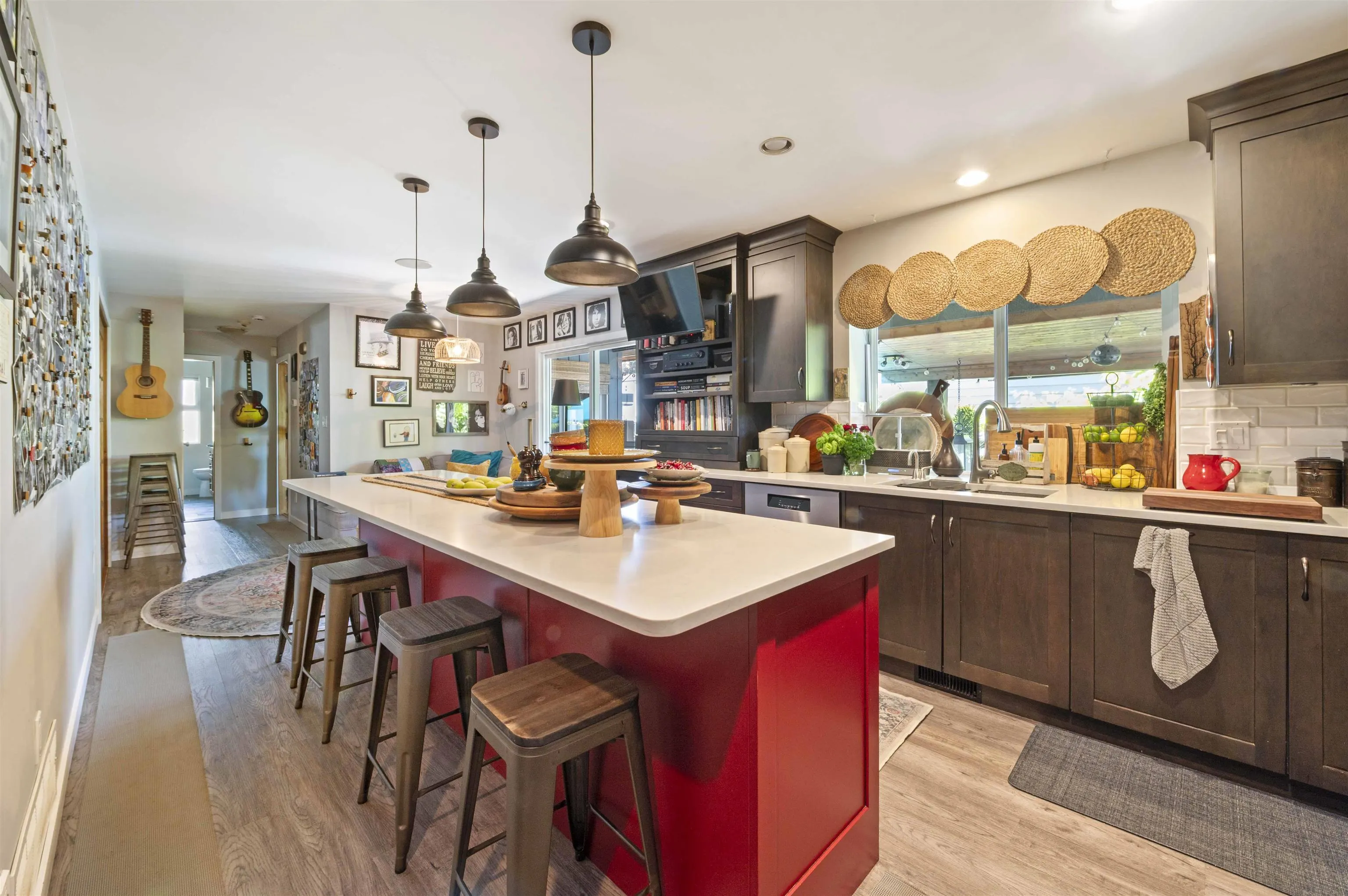 32721 Bellvue Crescent