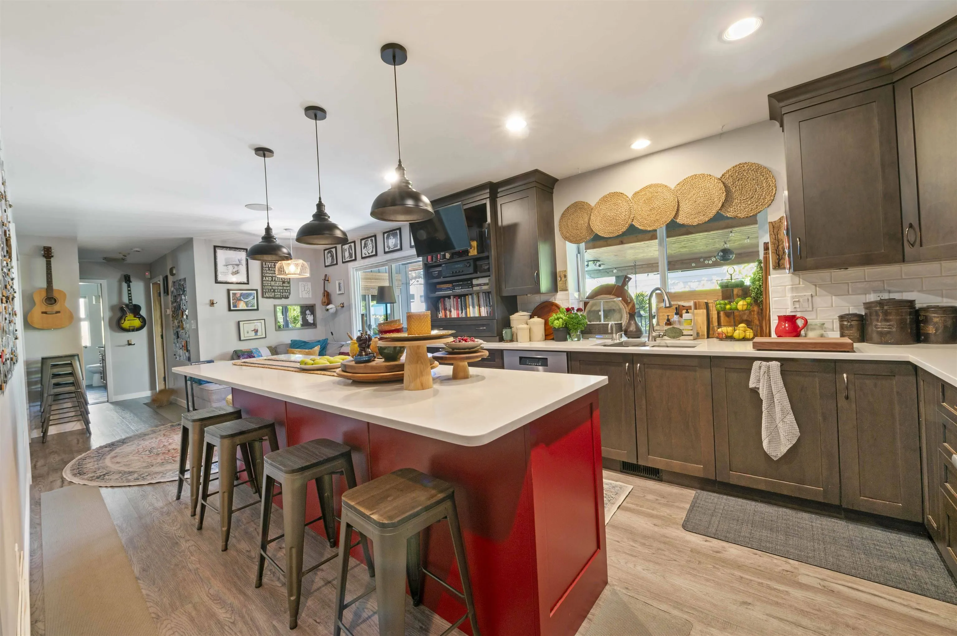 32721 Bellvue Crescent