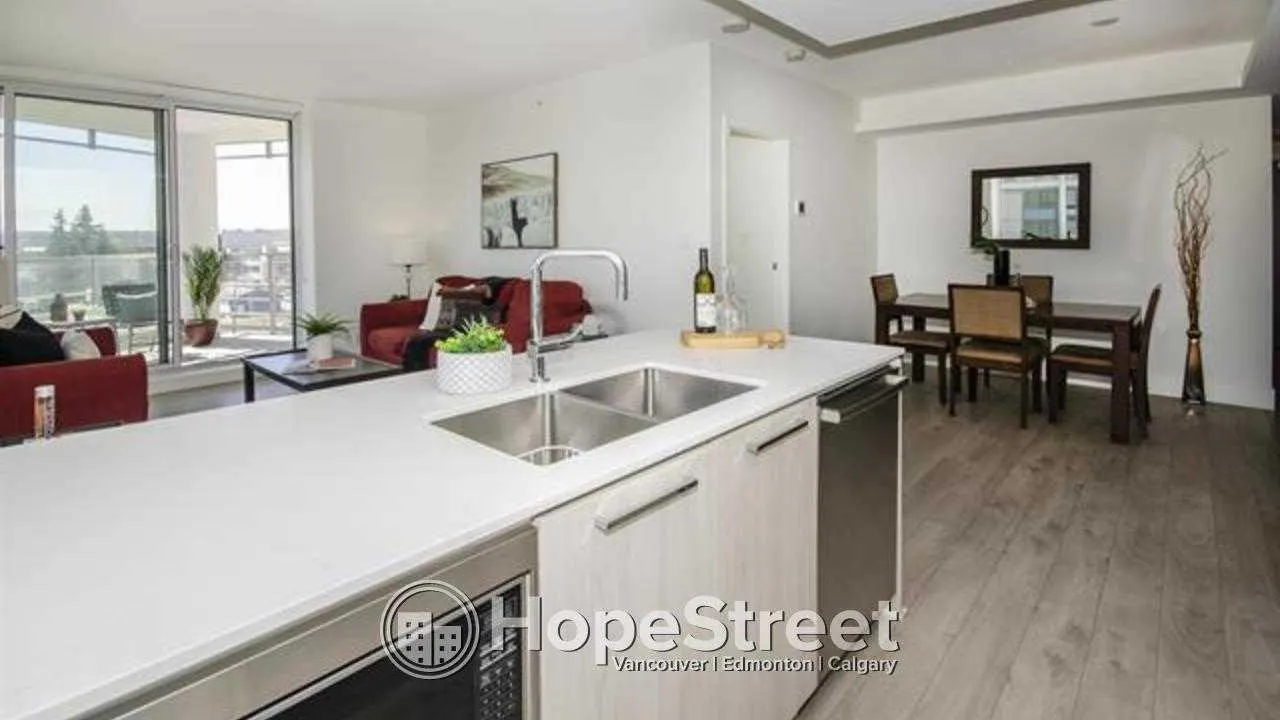 503 680 Seylynn Crescent