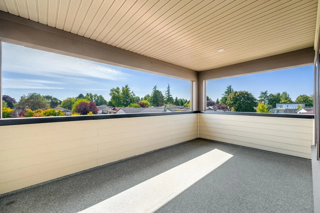 4591 Trimaran Drive