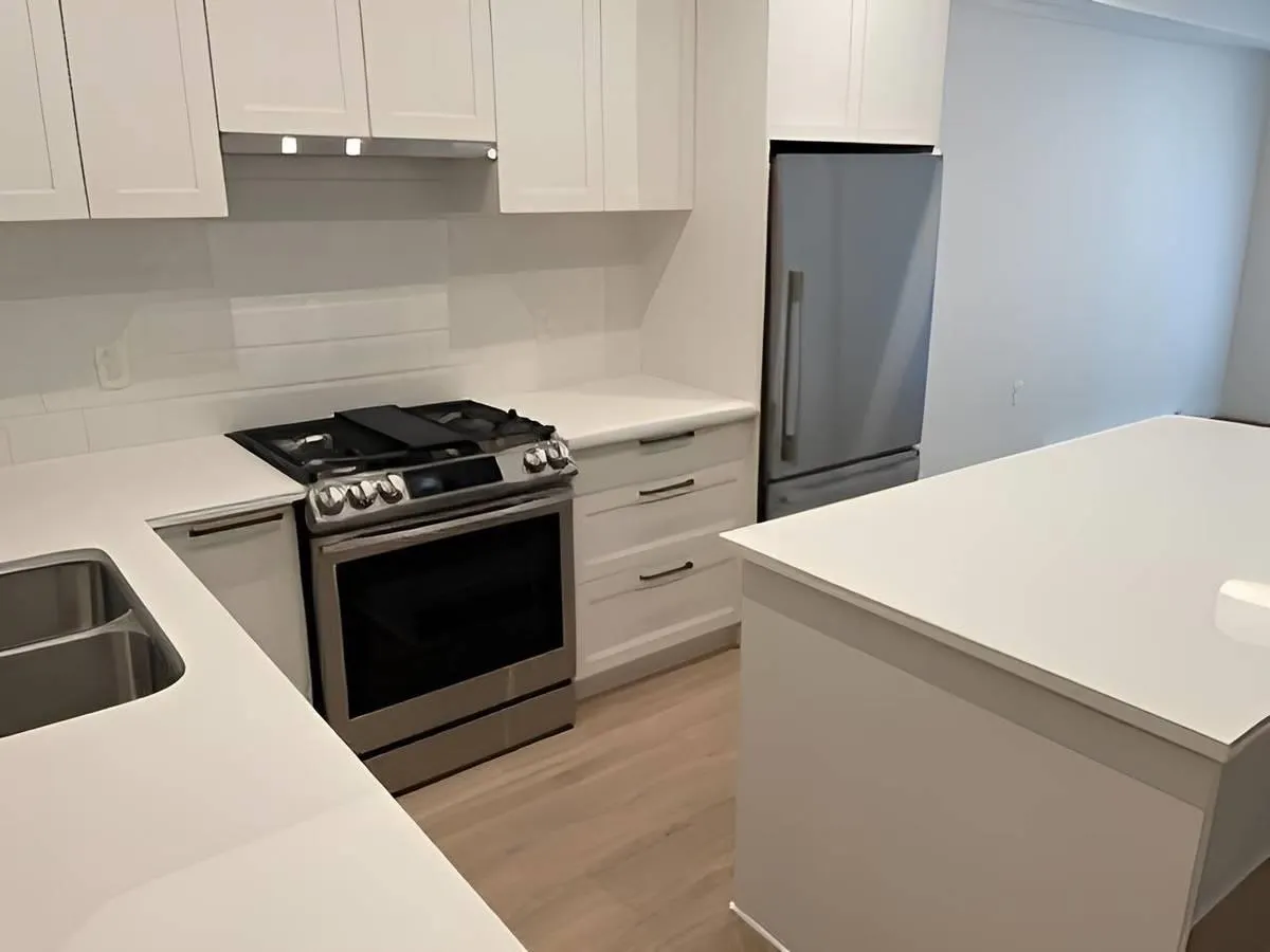 40X 5415 Brydon Crescent