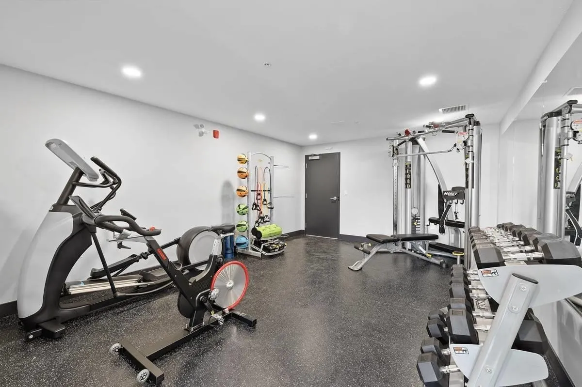 40X 5415 Brydon Crescent