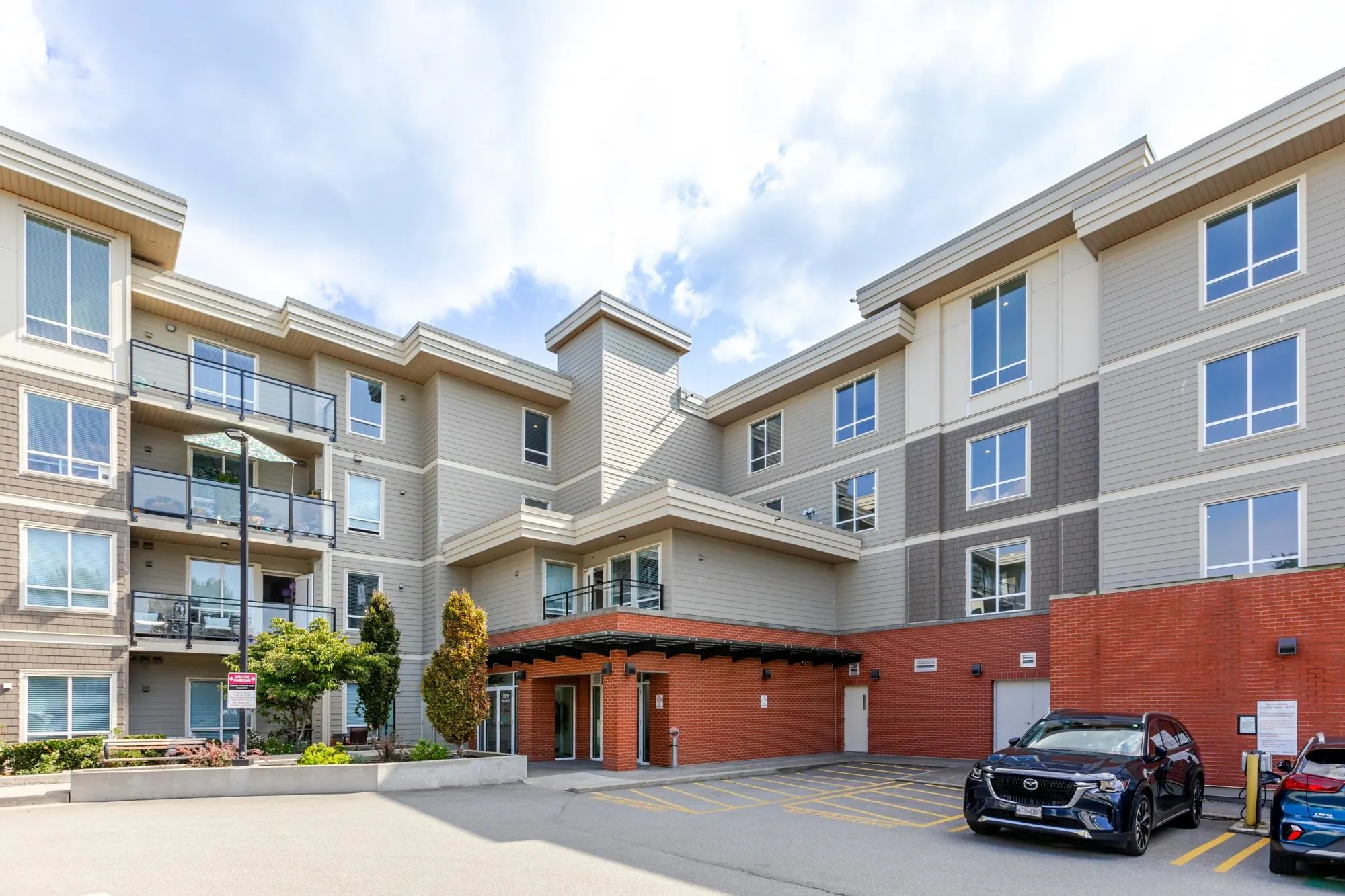 F204 20211 66 Avenue
