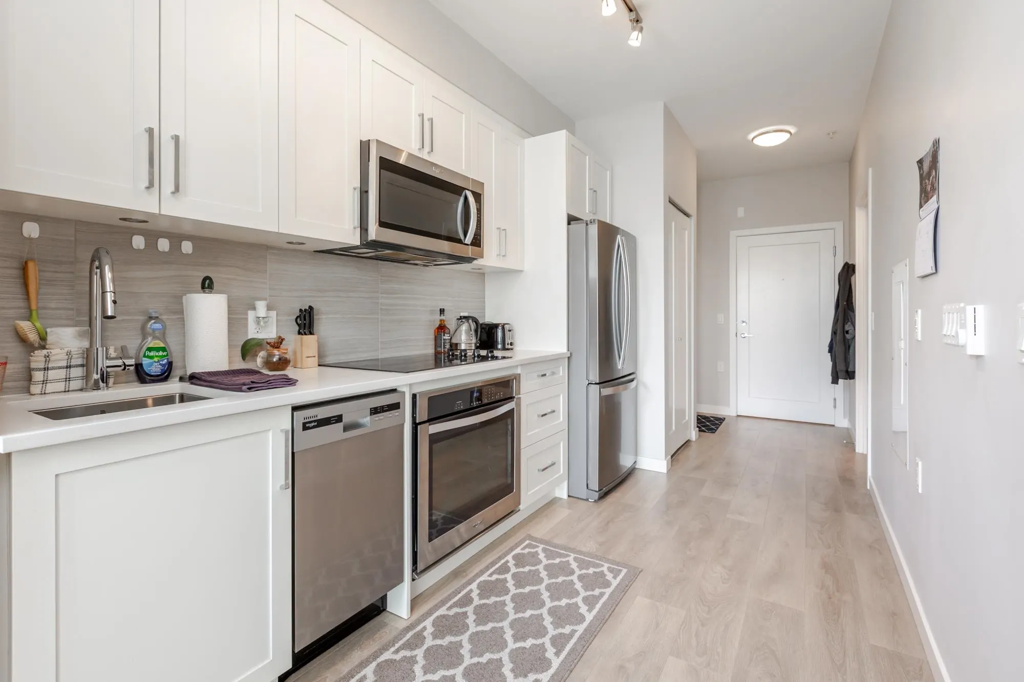F204 20211 66 Avenue