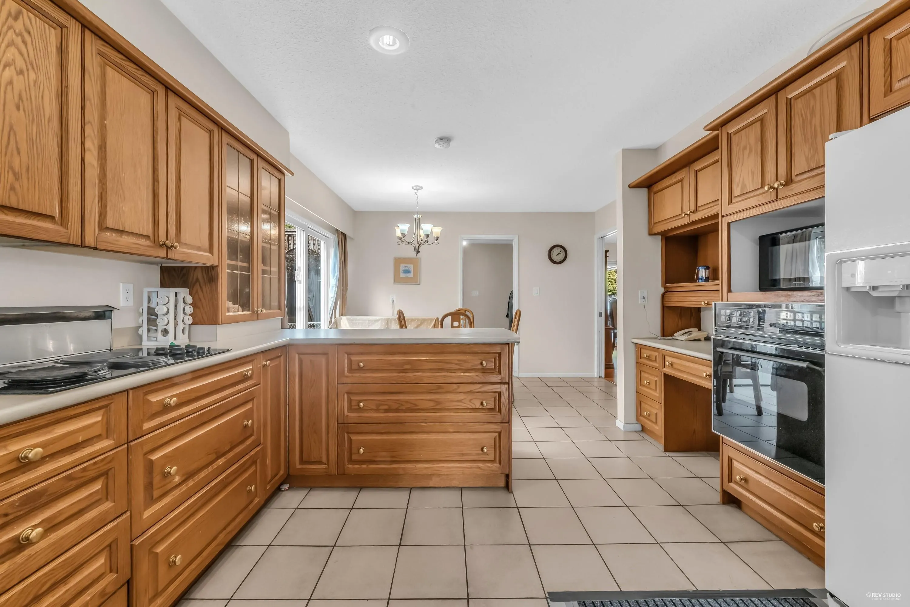 1181 Chartwell Drive