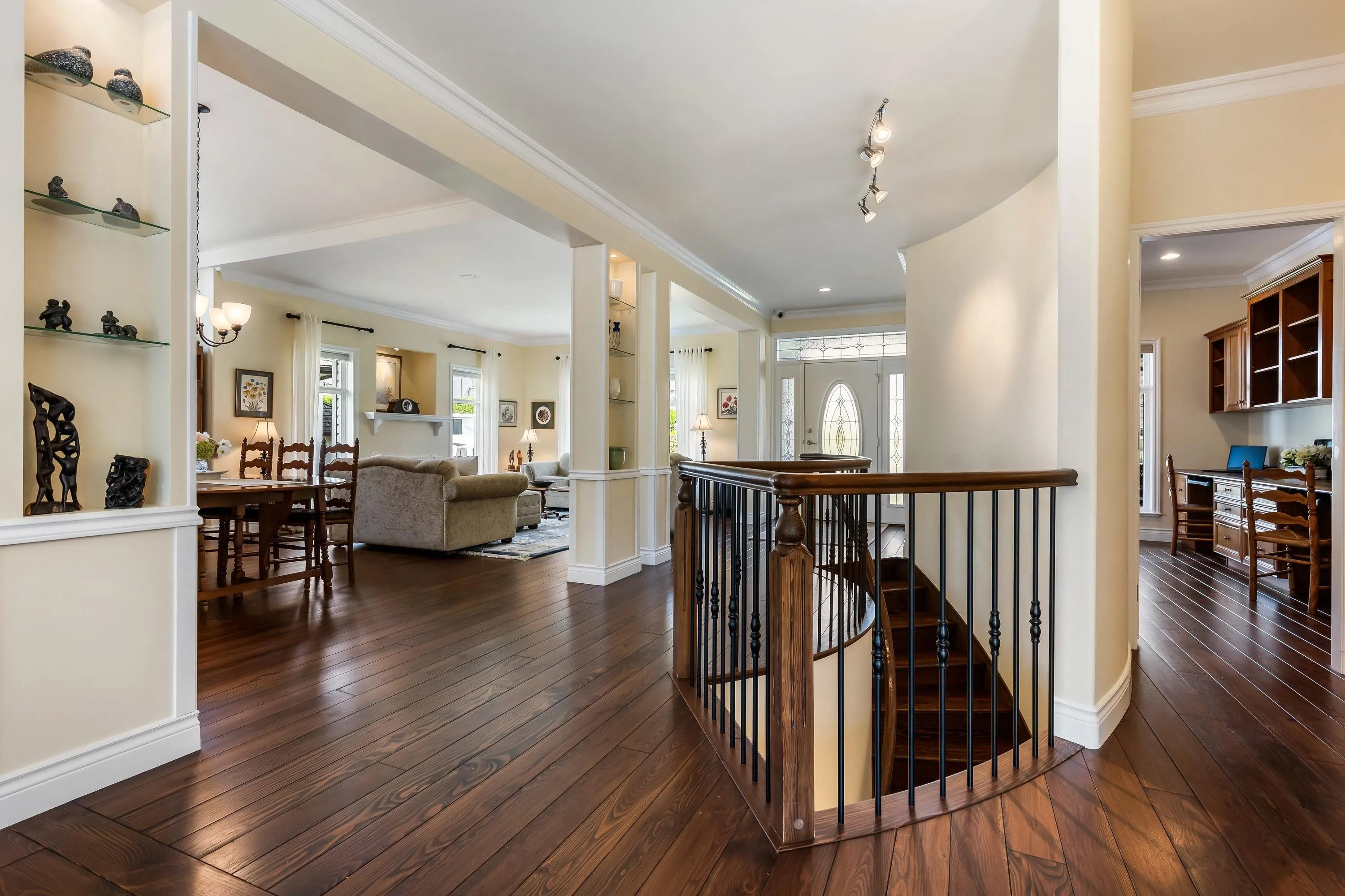 4360 Estate Drive