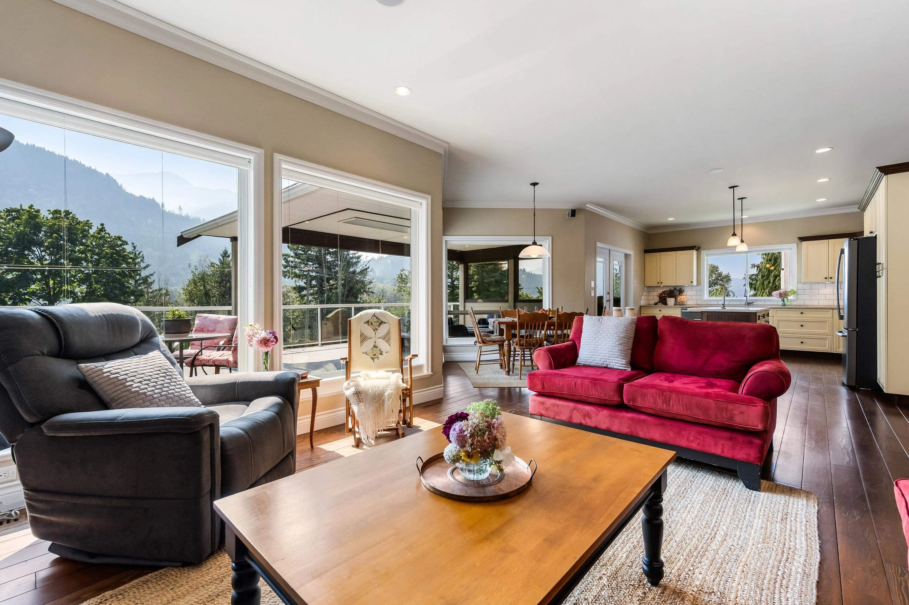 4360 Estate Drive
