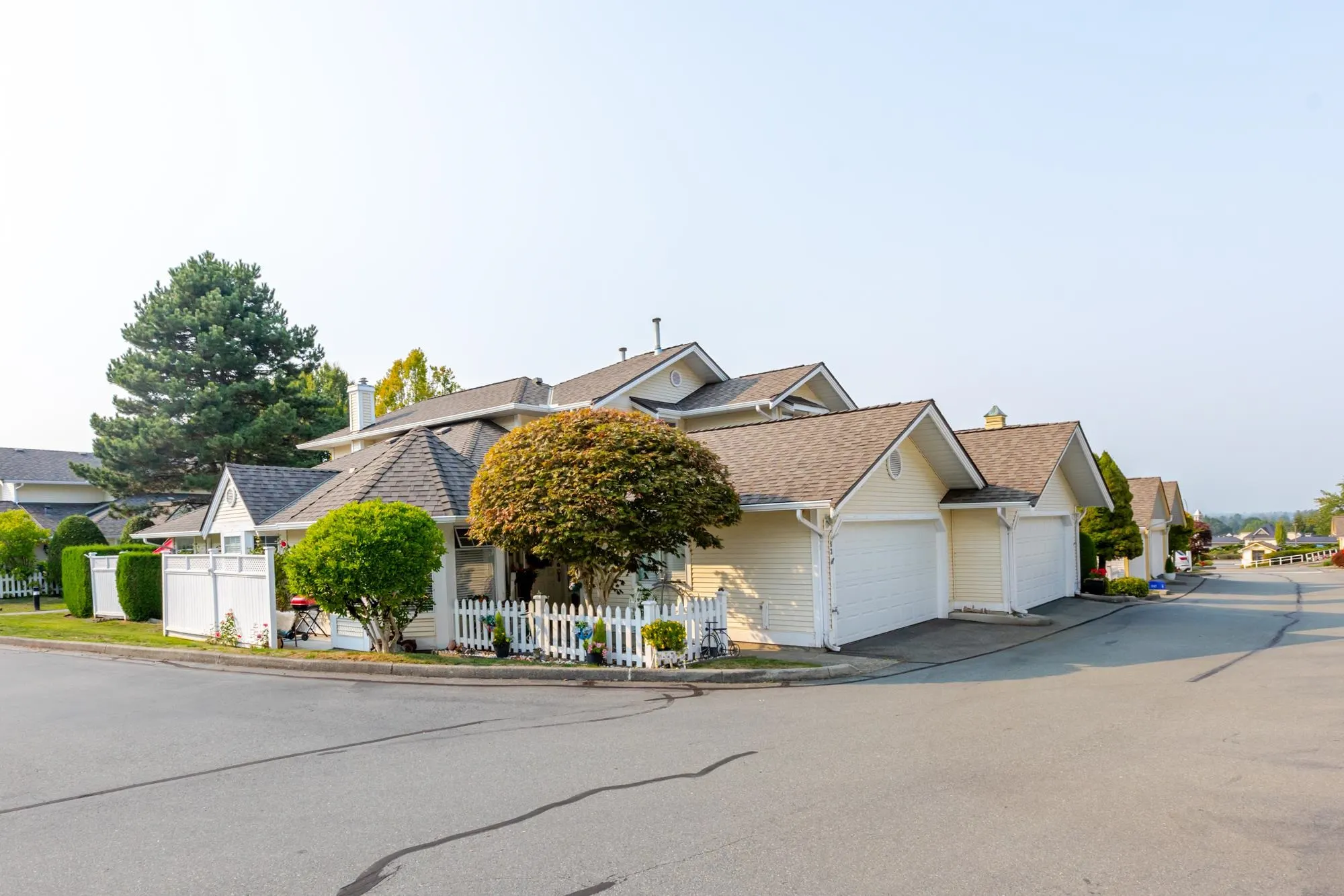 83 21138 88 Avenue