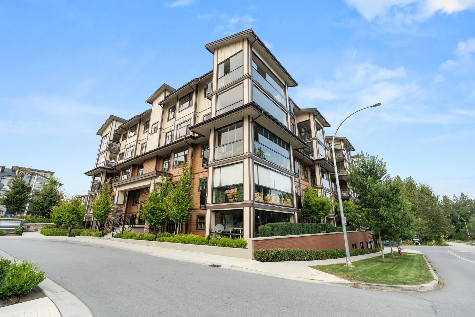 210 20376 86 Avenue