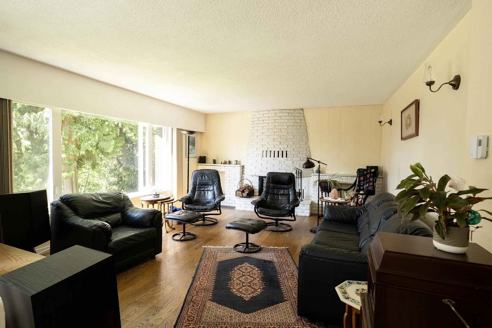 1238 Gower Point Road