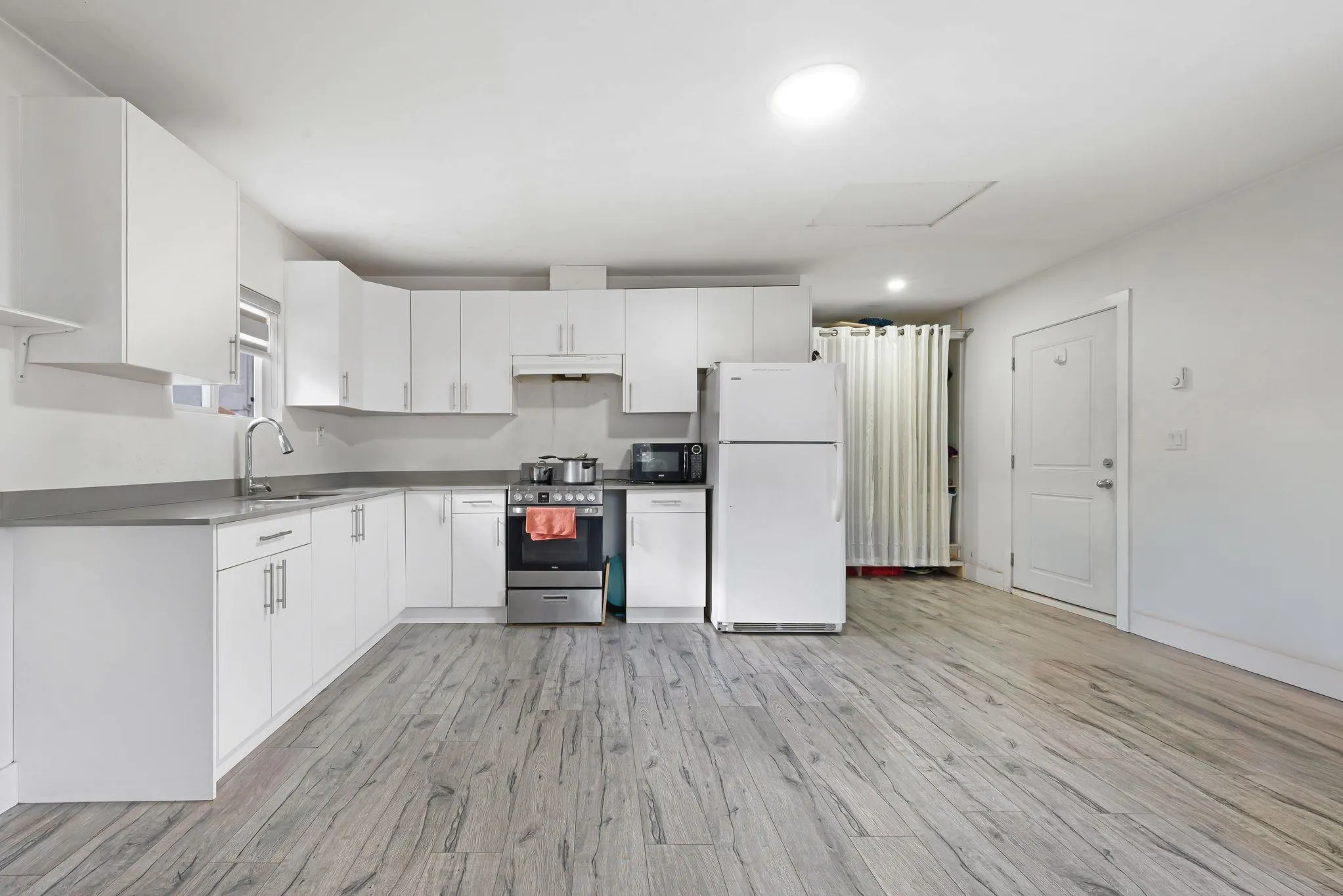 13090 72 Avenue