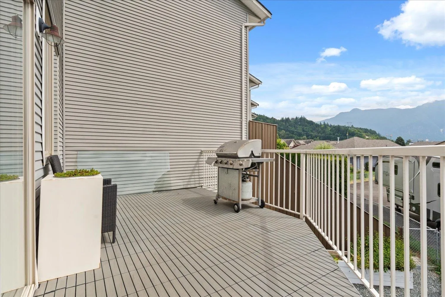 1 1802 Heath Road